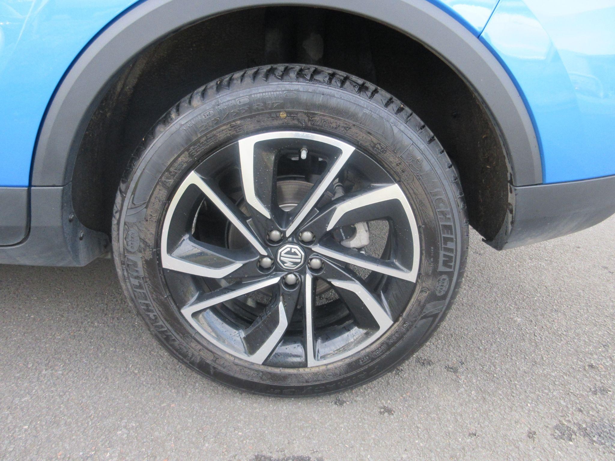 MG ZS Image 9
