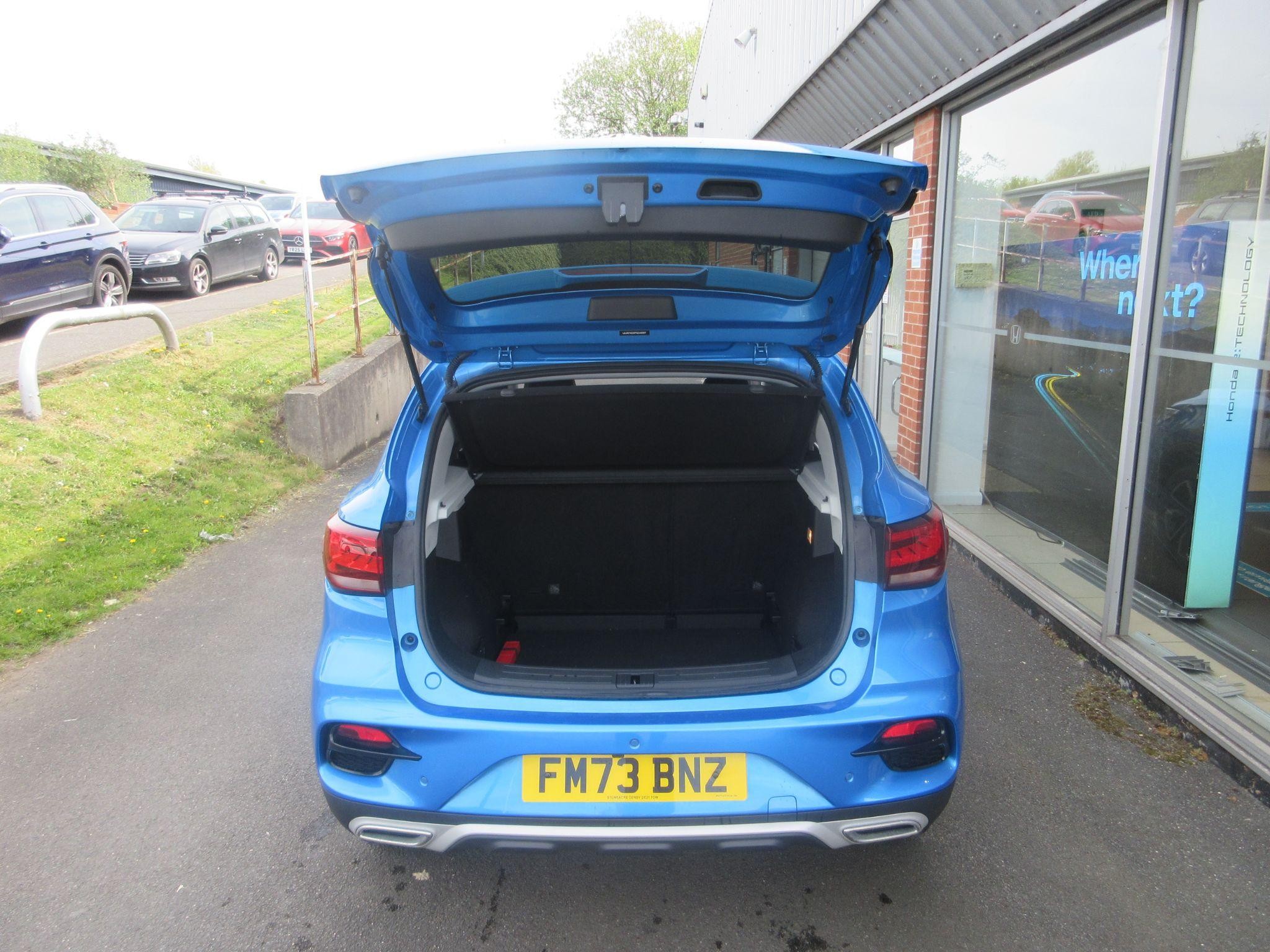 MG ZS Image 13