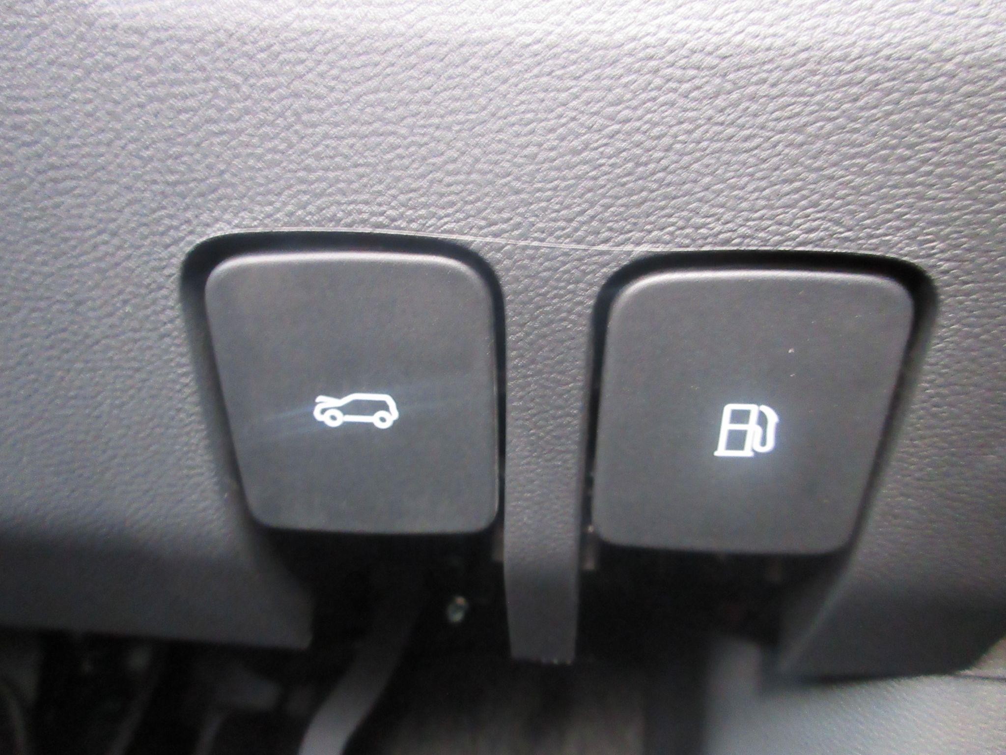 MG ZS Image 18
