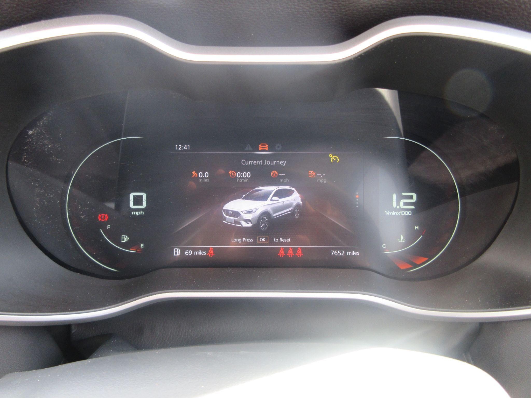 MG ZS Image 20