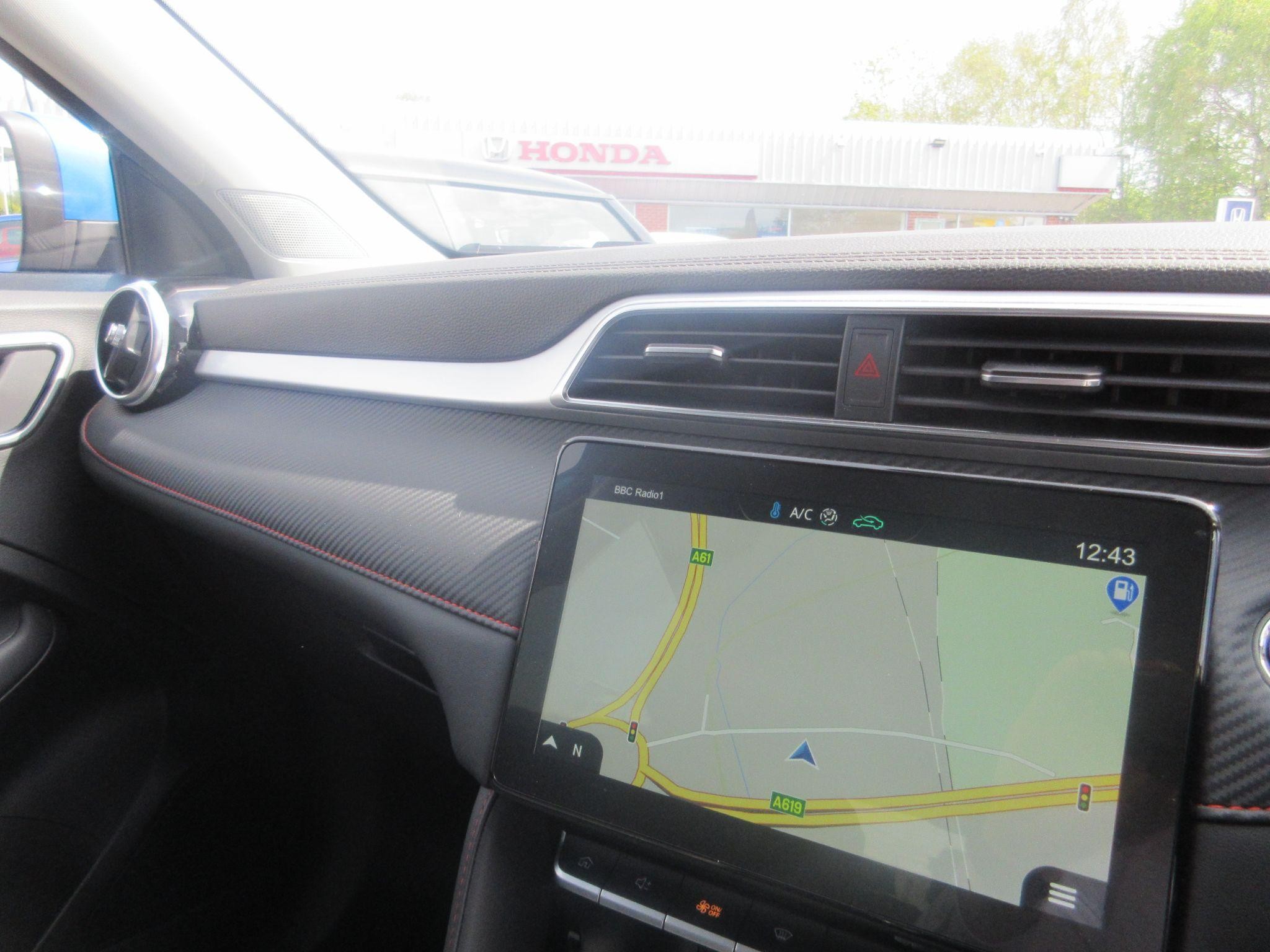 MG ZS Image 29