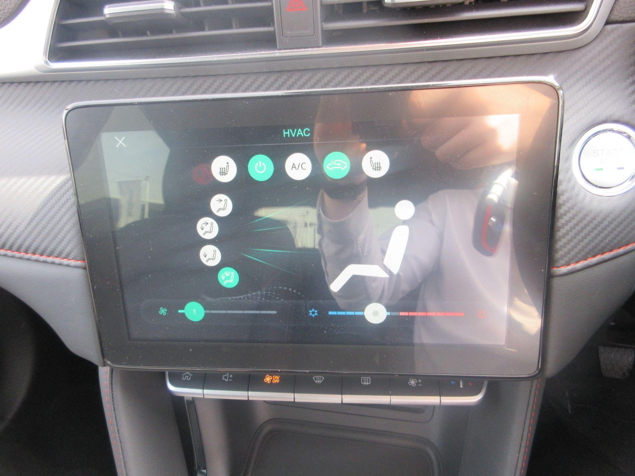 MG ZS Image 31