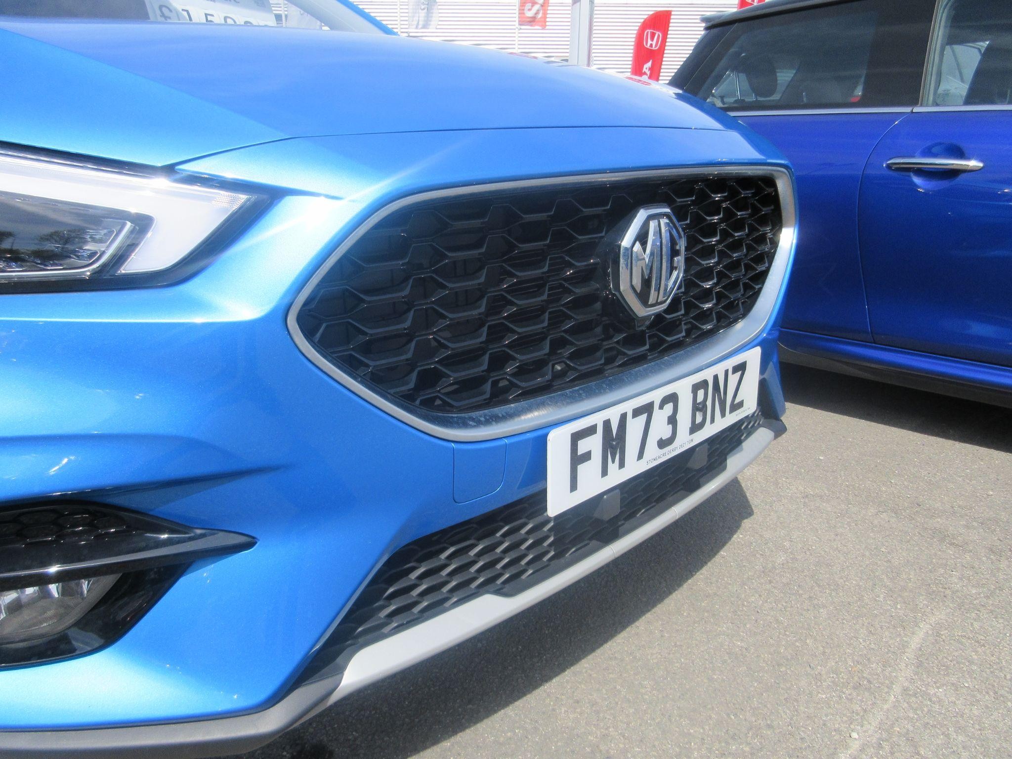 MG ZS Image 41