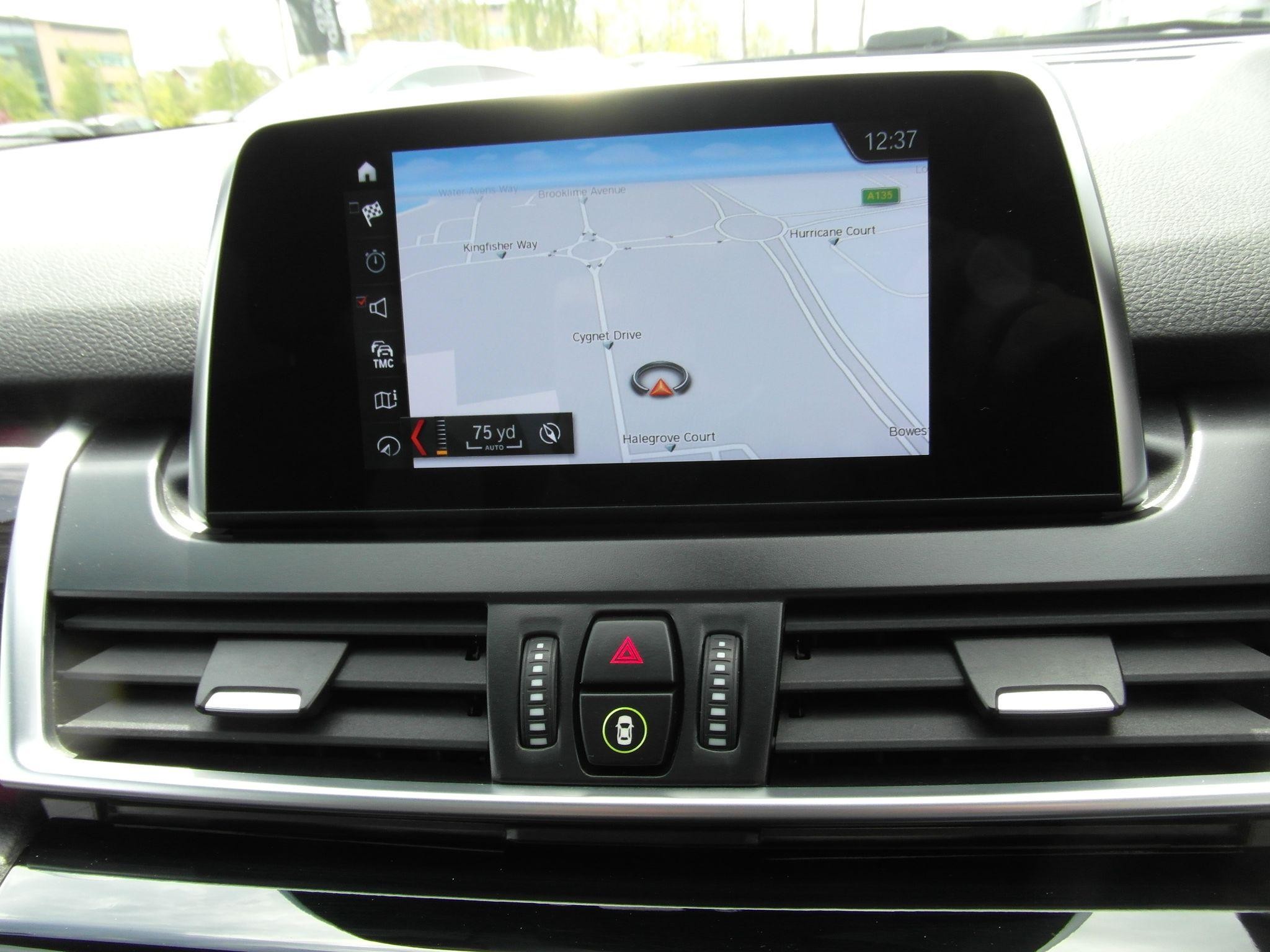 BMW 2 Series Active Tourer Image 36
