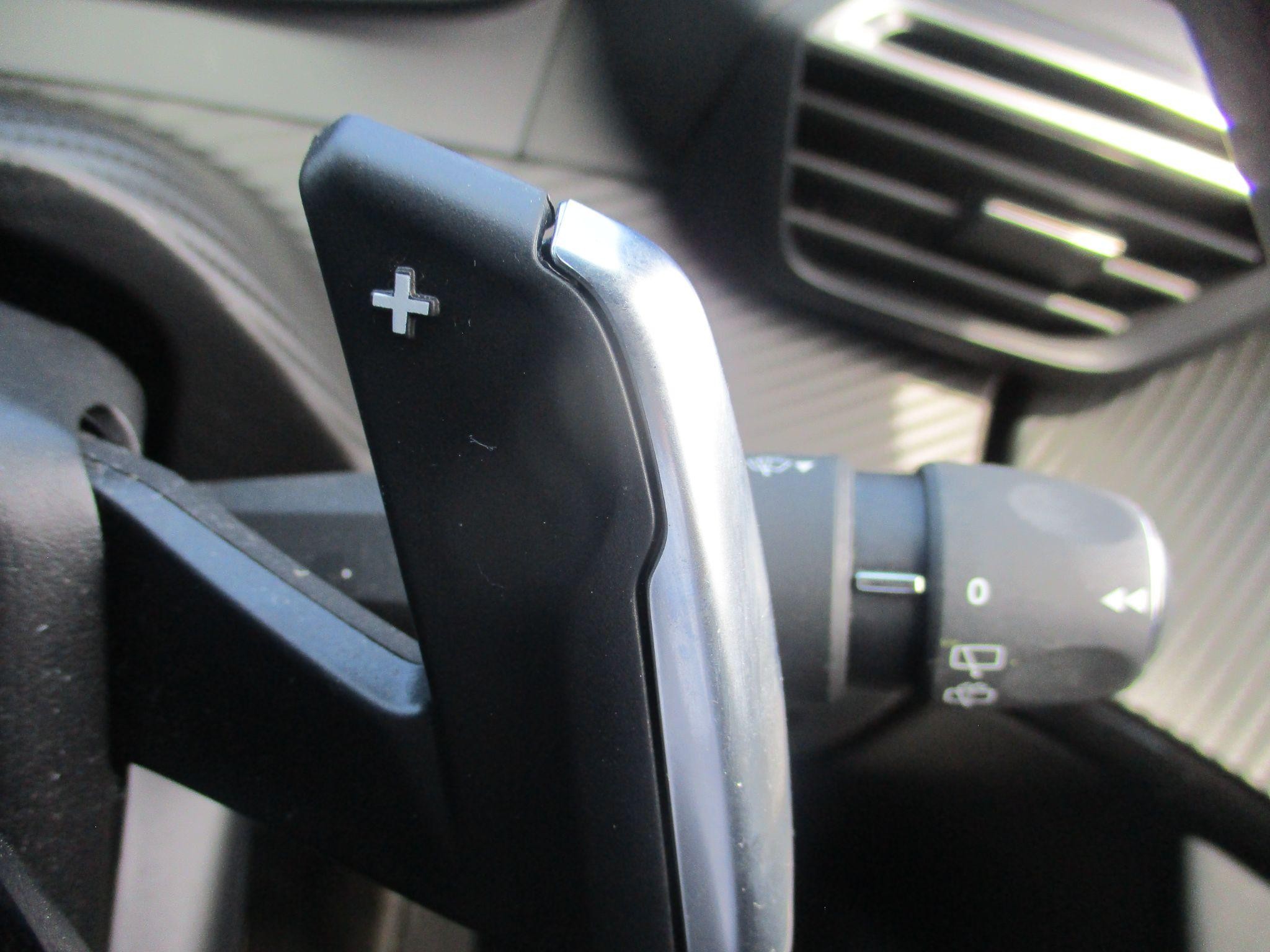 Peugeot 2008 Image 17