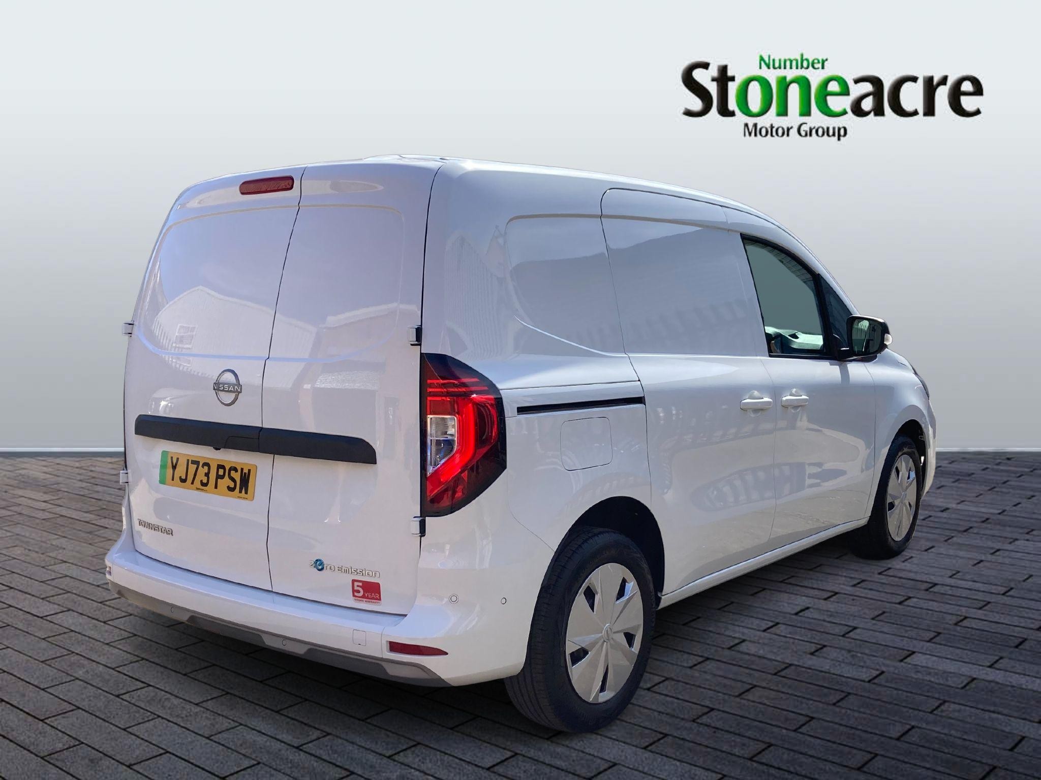 Nissan Townstar Image 8