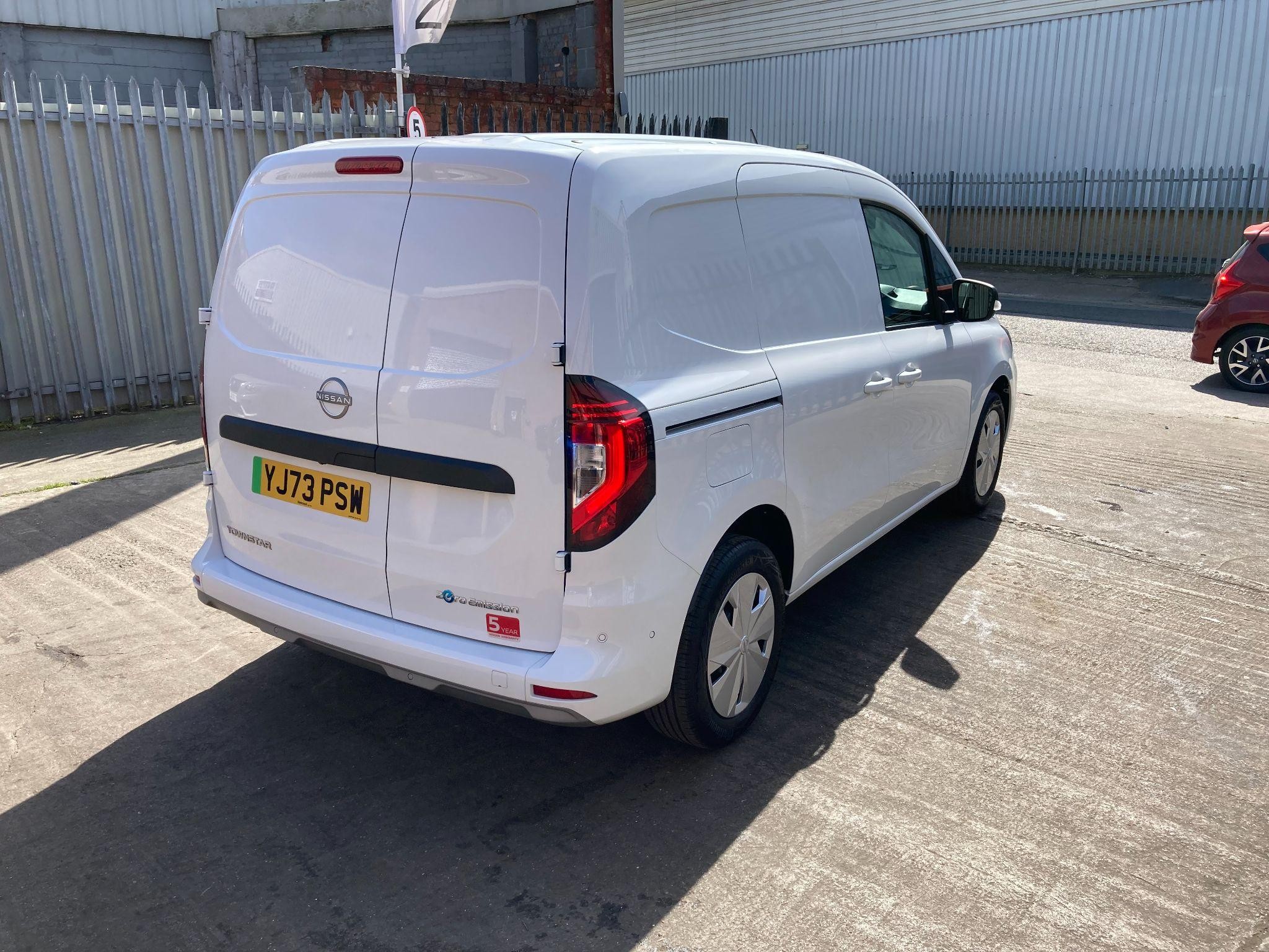 Nissan Townstar Image 46