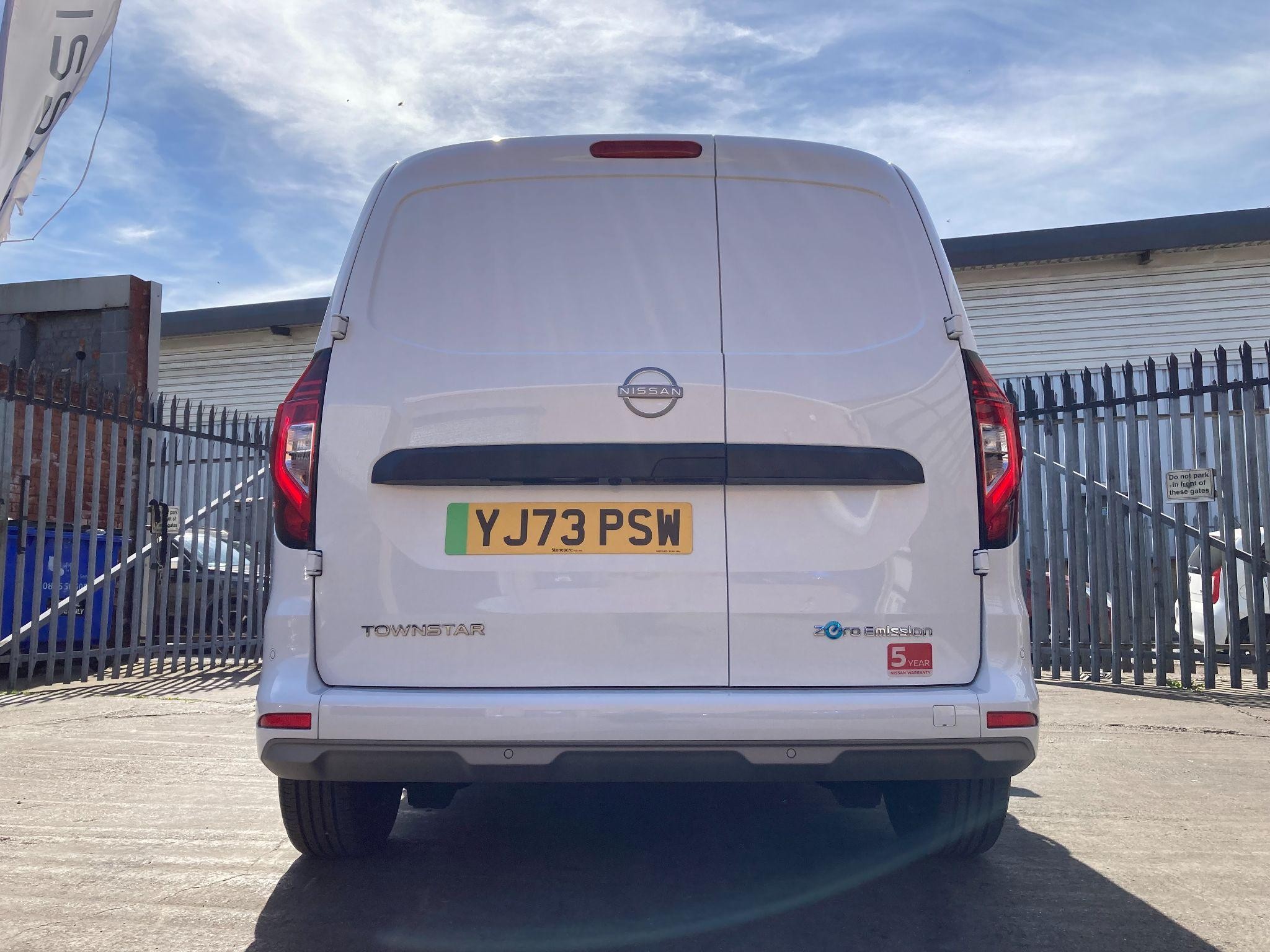 Nissan Townstar Image 47