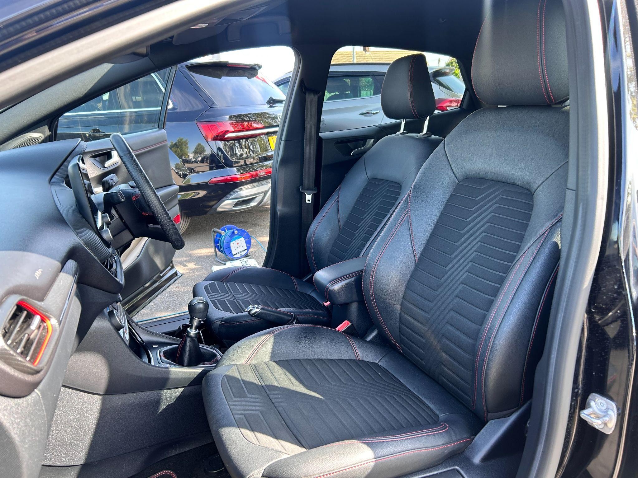 Ford Puma Image 16