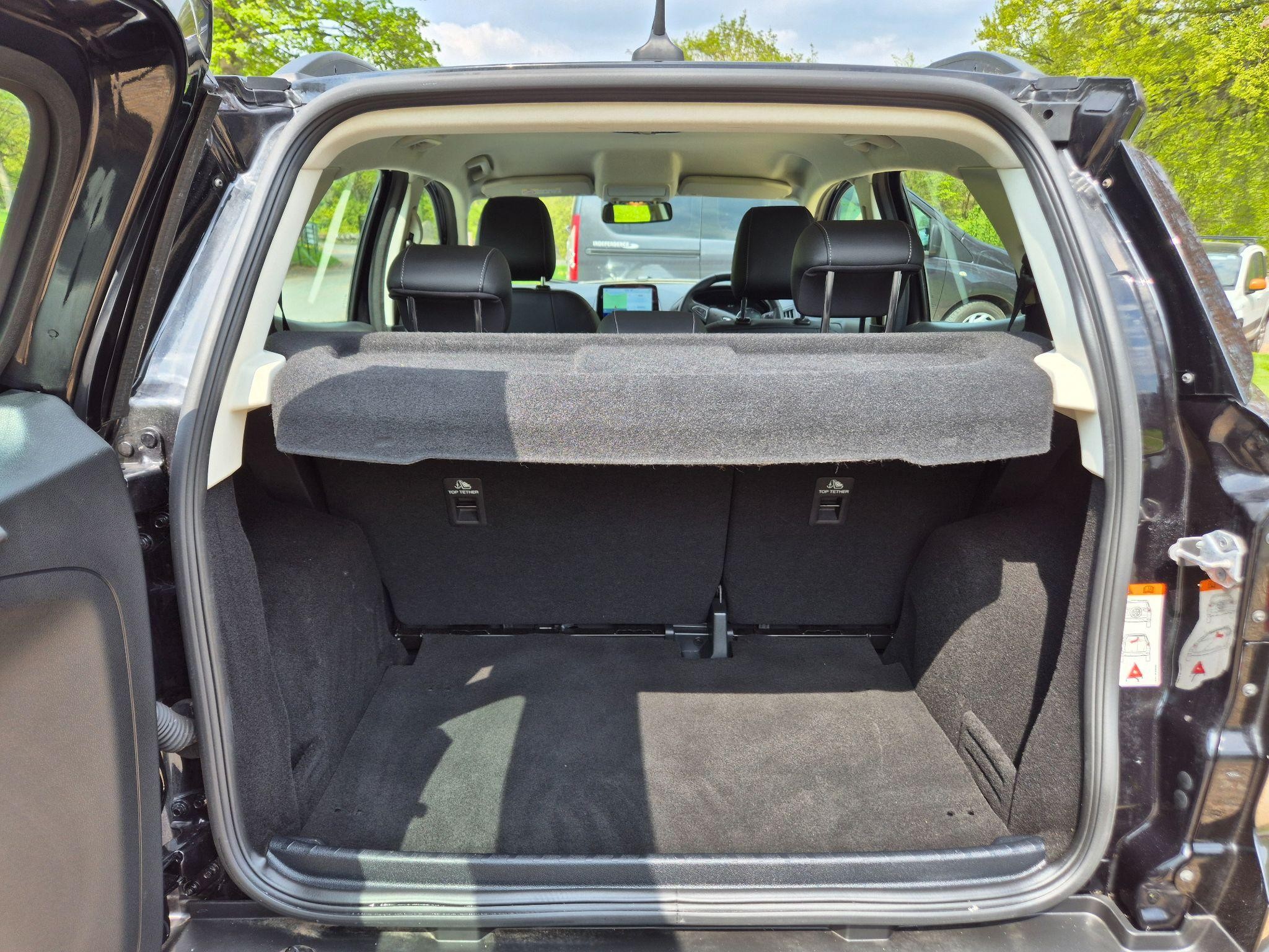 Ford EcoSport Image 11
