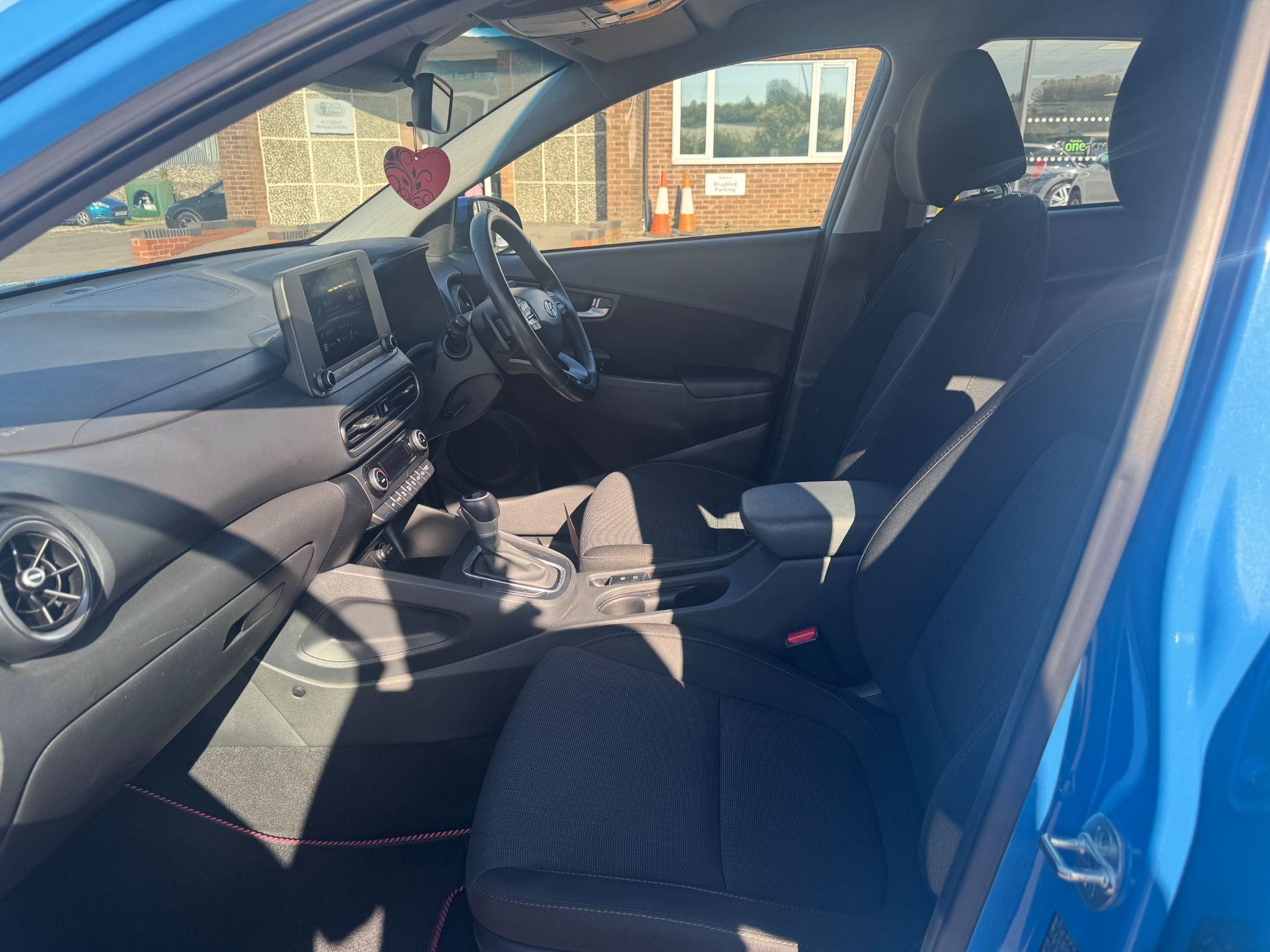 Hyundai KONA Image 19