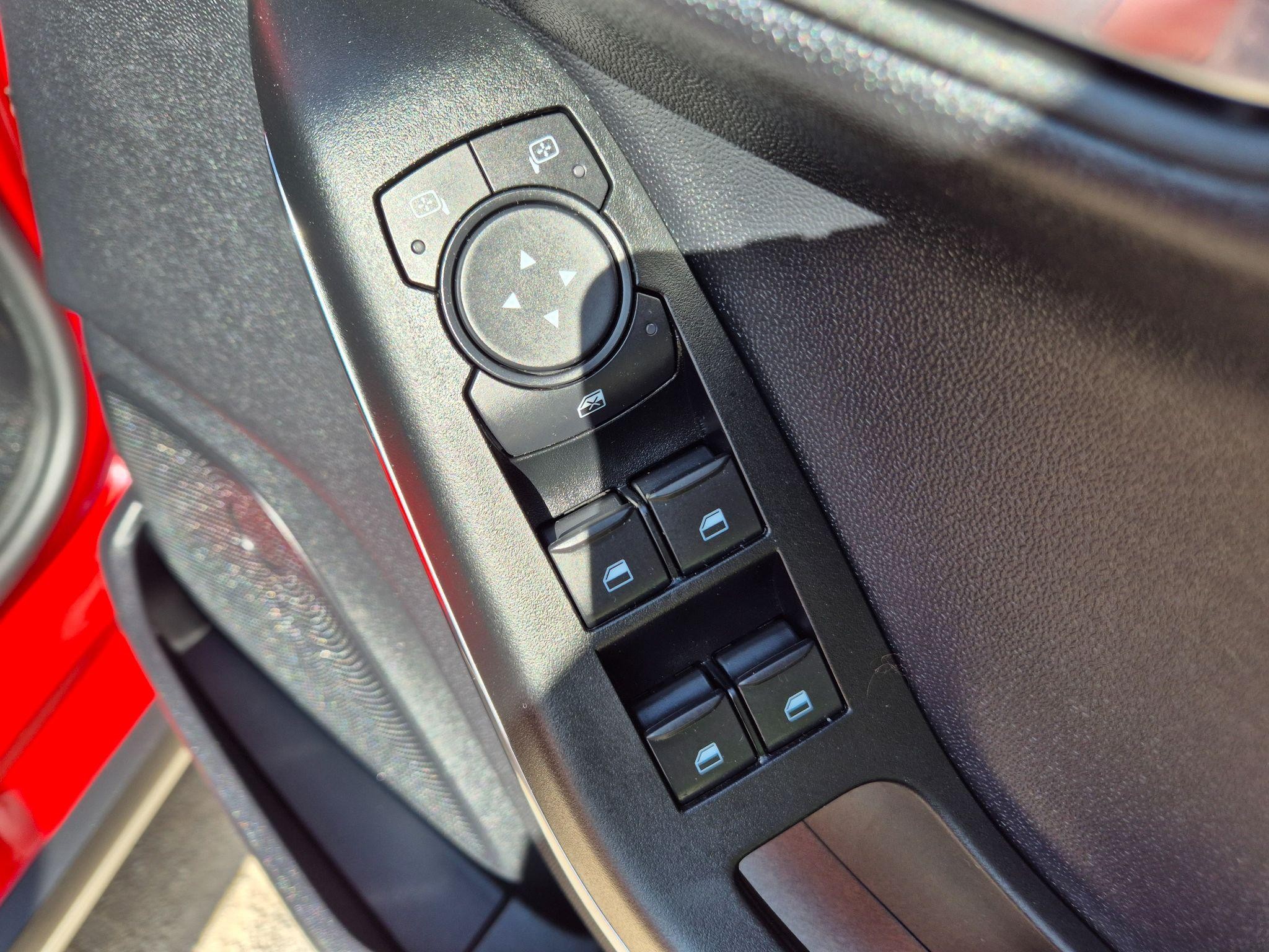 Ford Fiesta Image 15