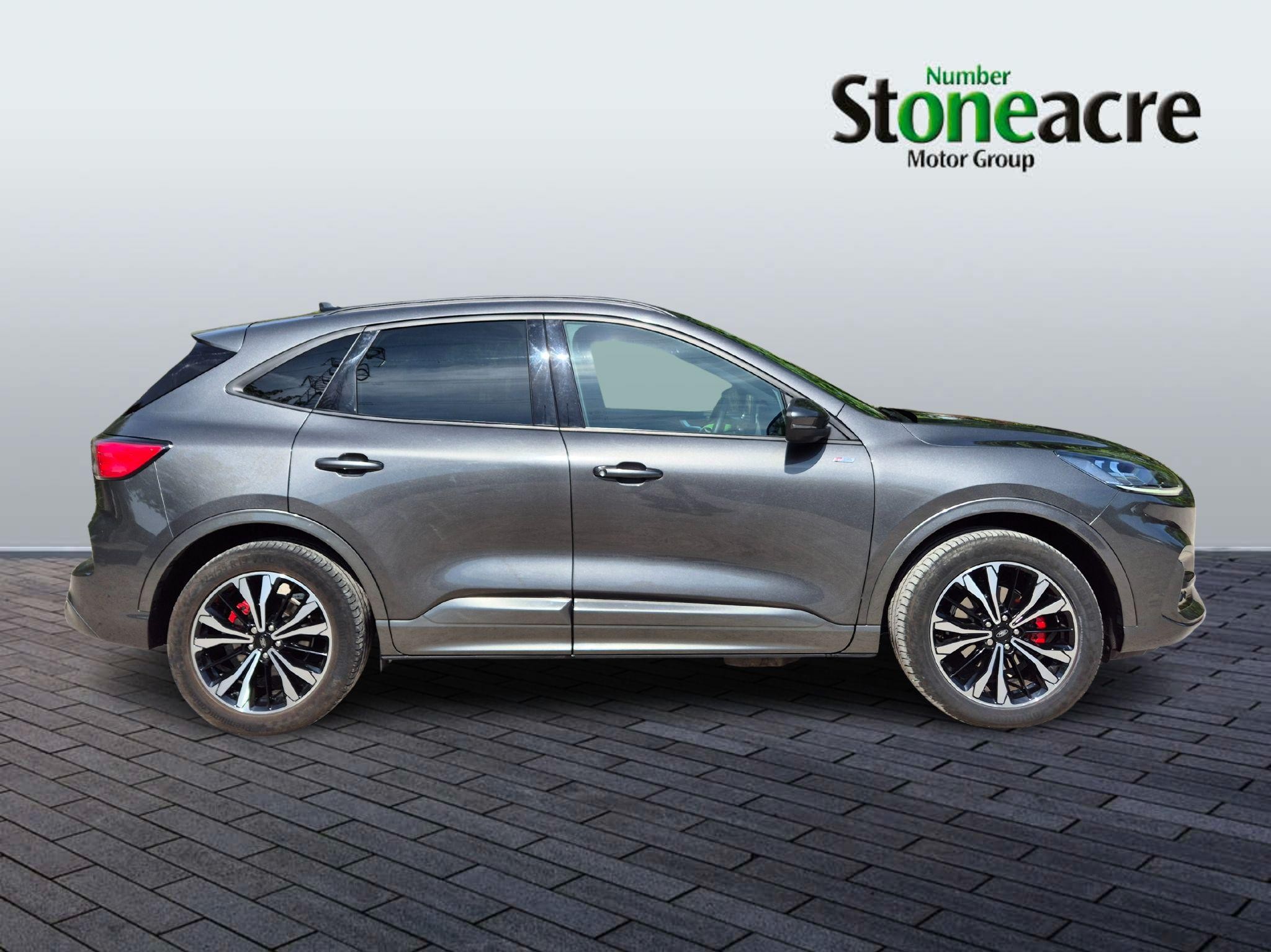Ford Kuga Image 2