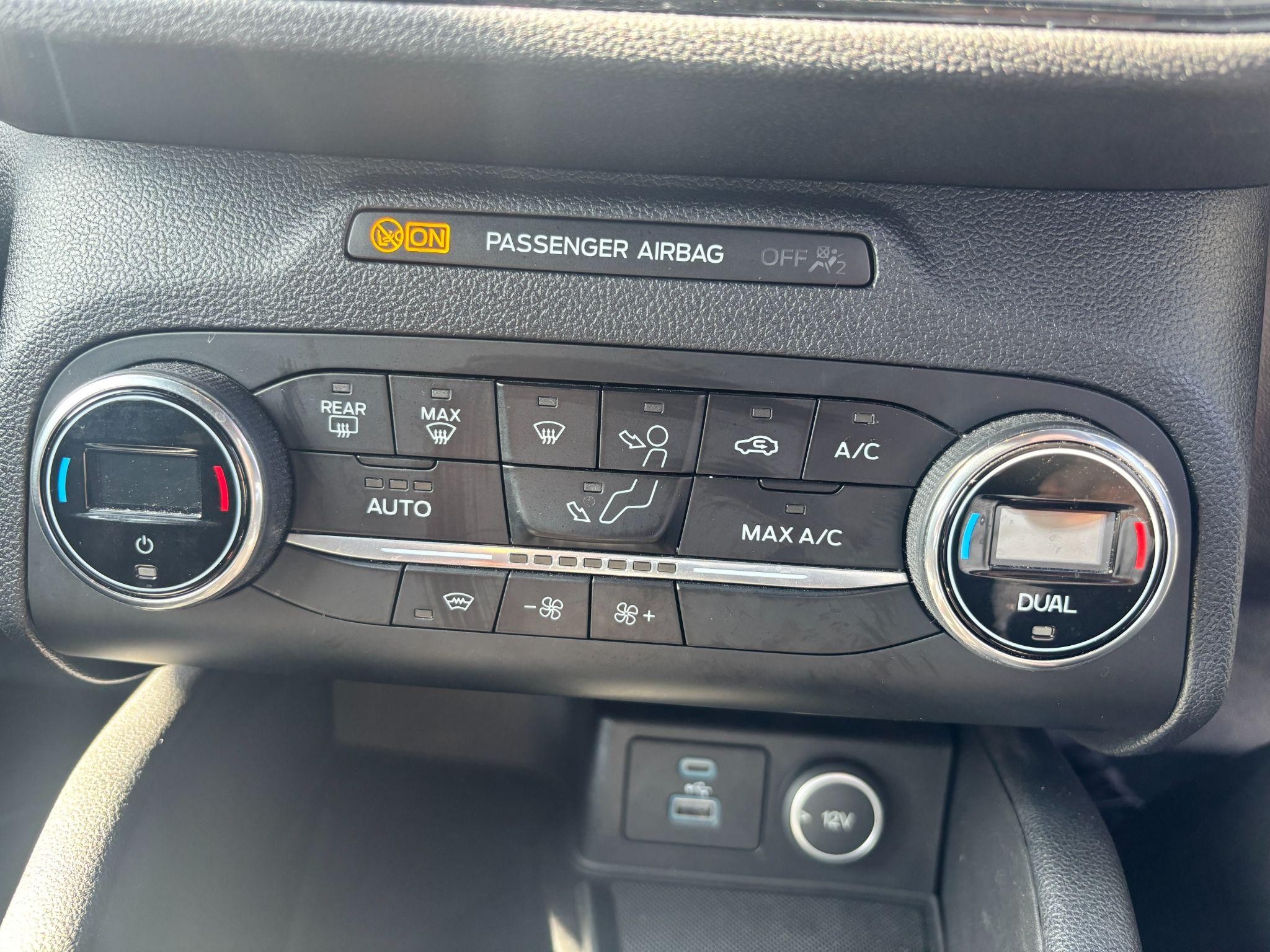 Ford Kuga Image 14