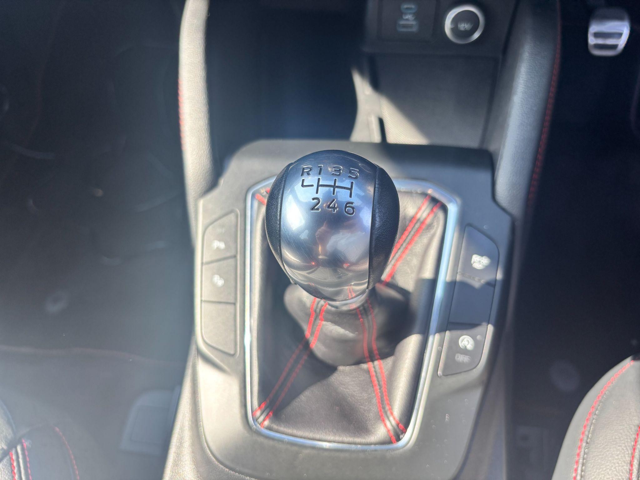 Ford Kuga Image 24
