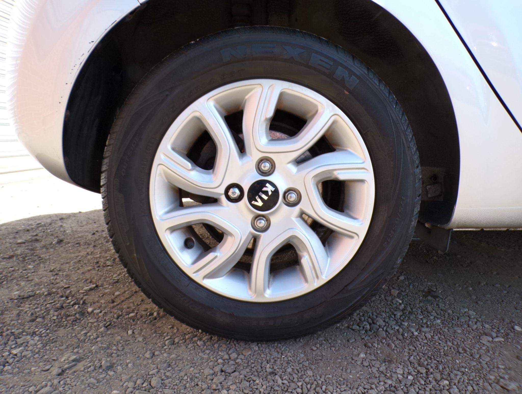Kia Picanto Image 9
