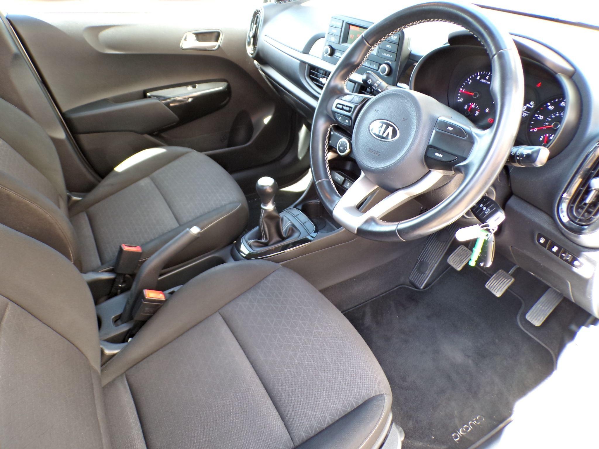 Kia Picanto Image 11
