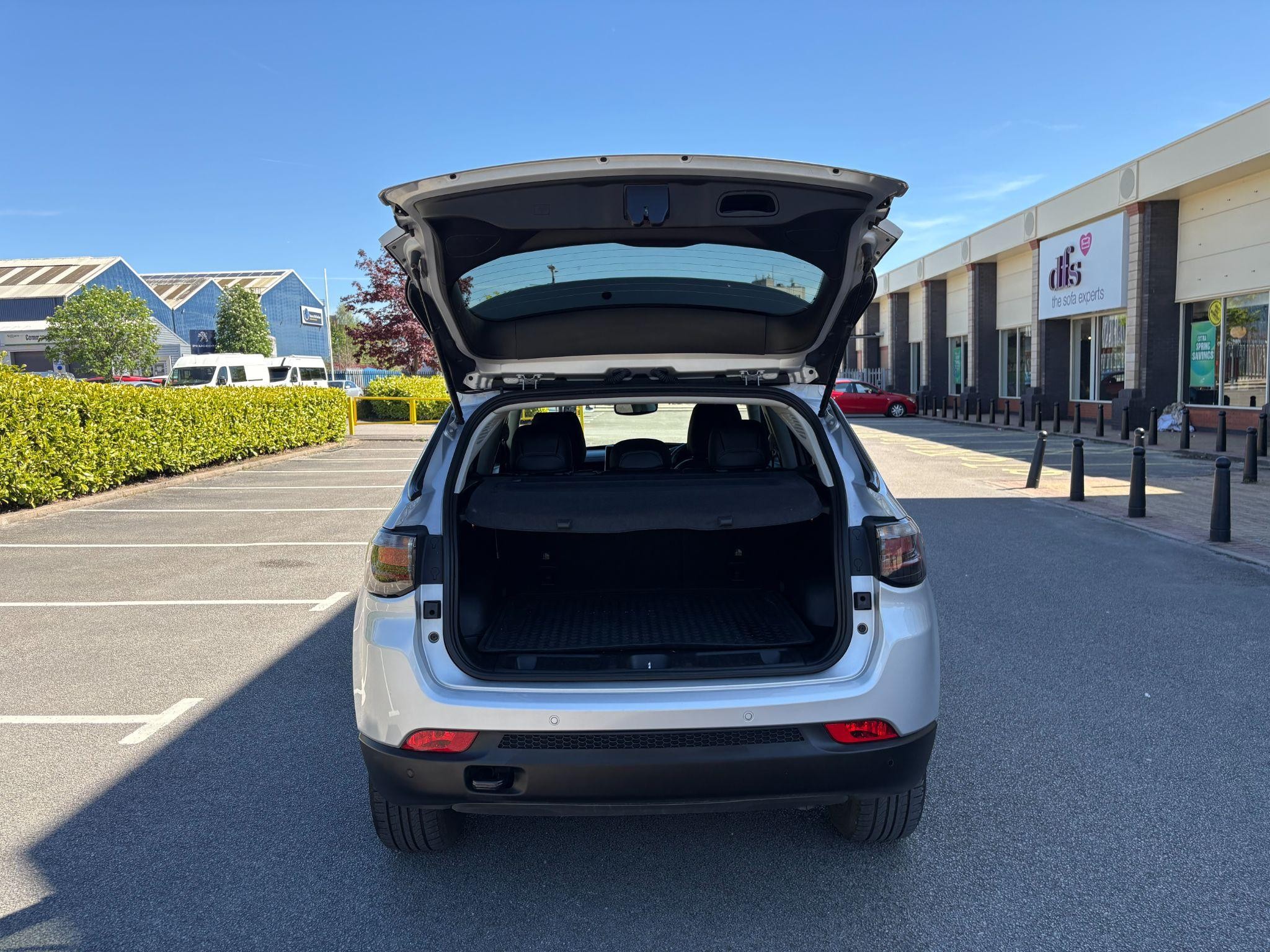Jeep Compass Image 9