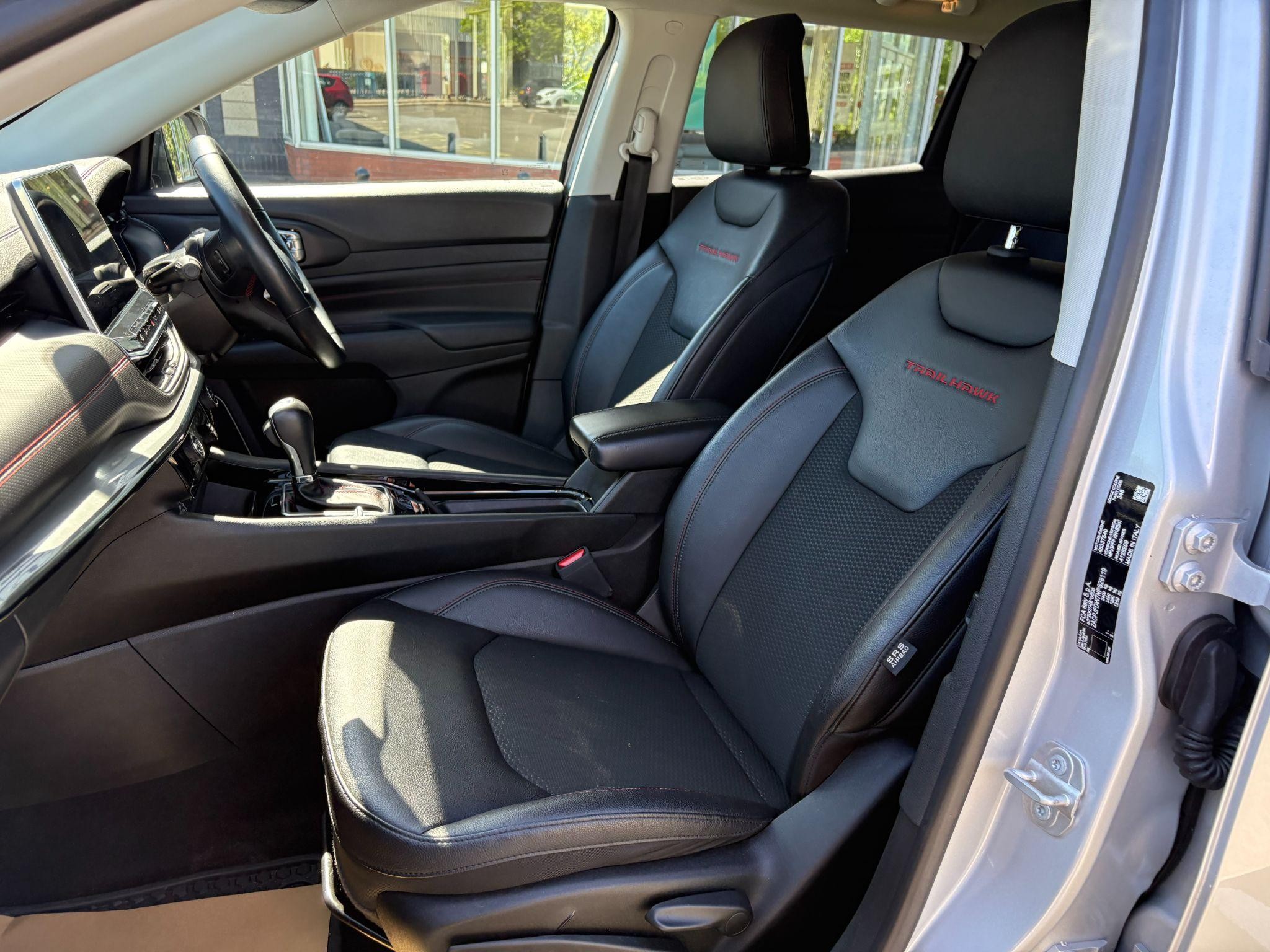 Jeep Compass Image 16