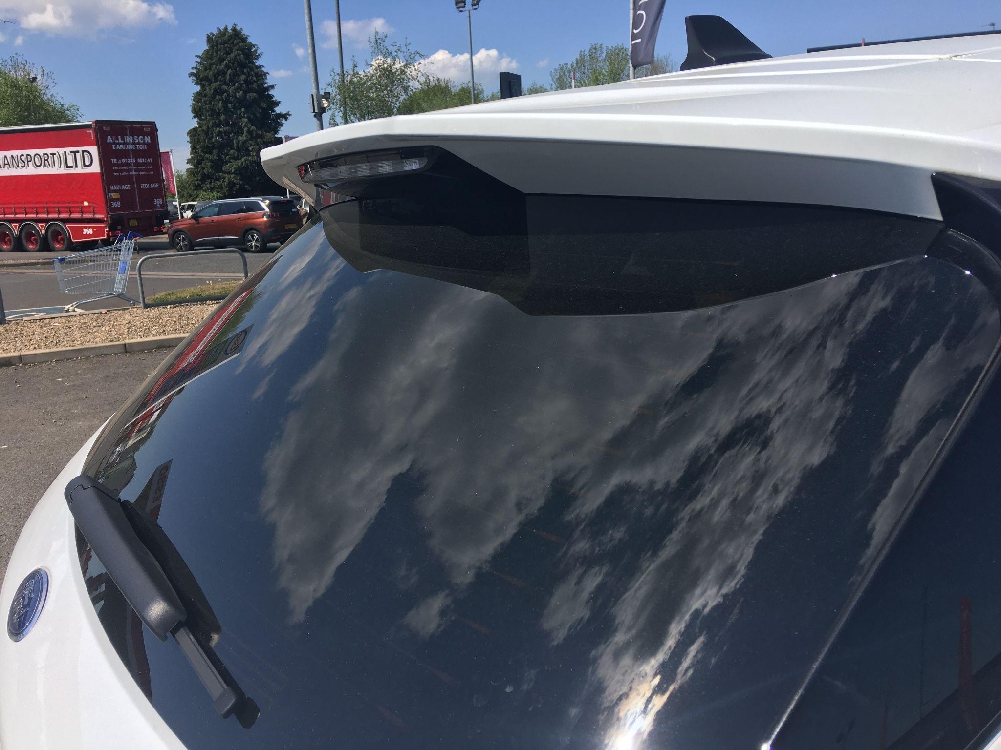 Ford Kuga Image 24