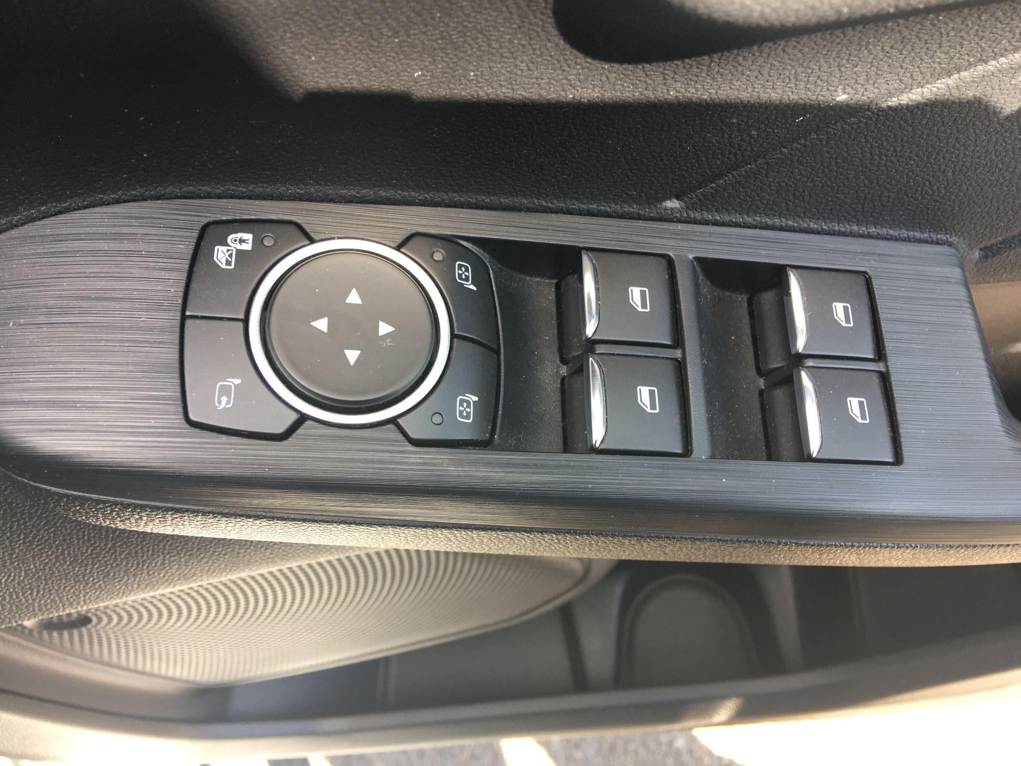 Ford Kuga Image 34