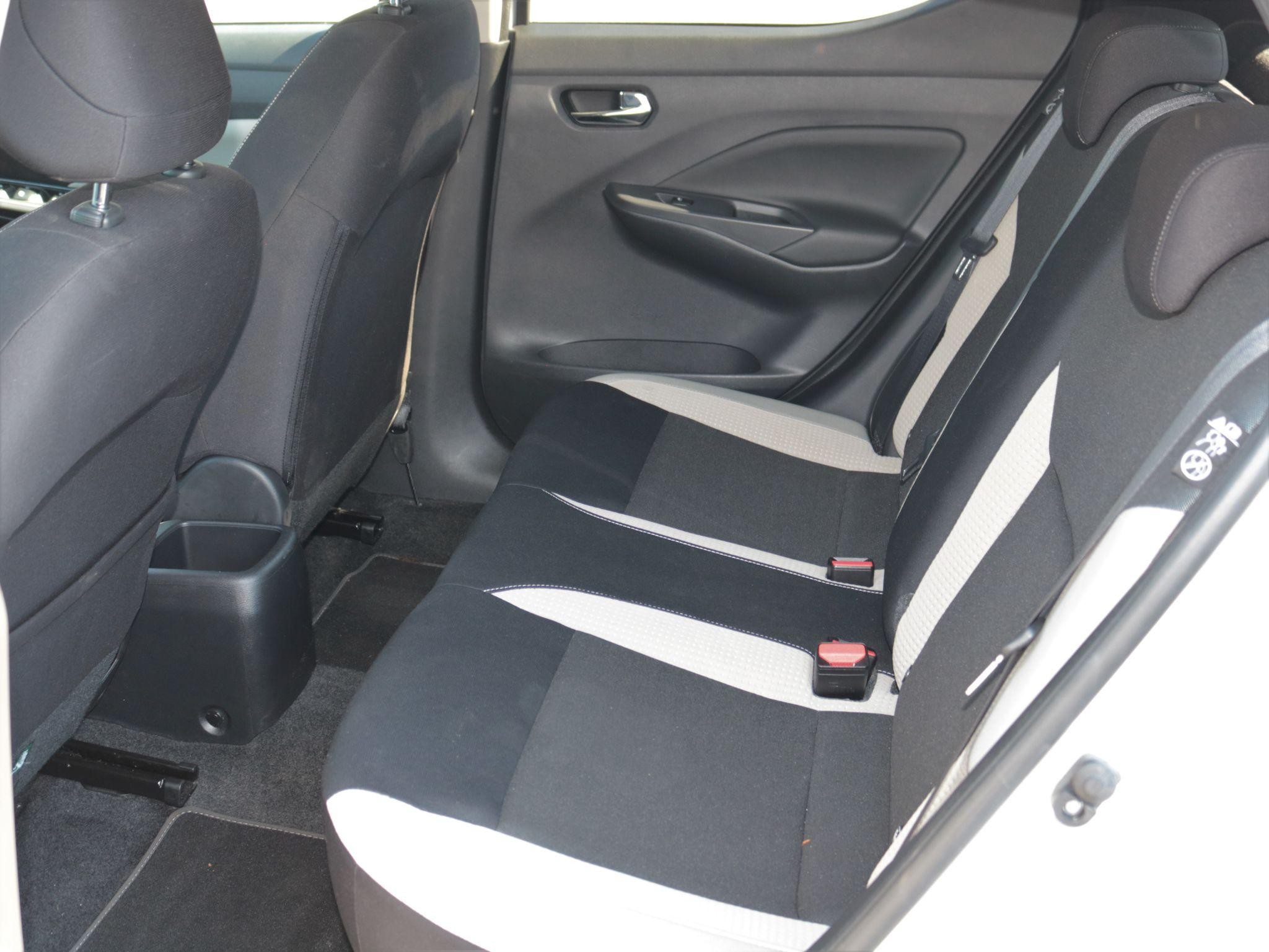 Nissan Micra Image 21
