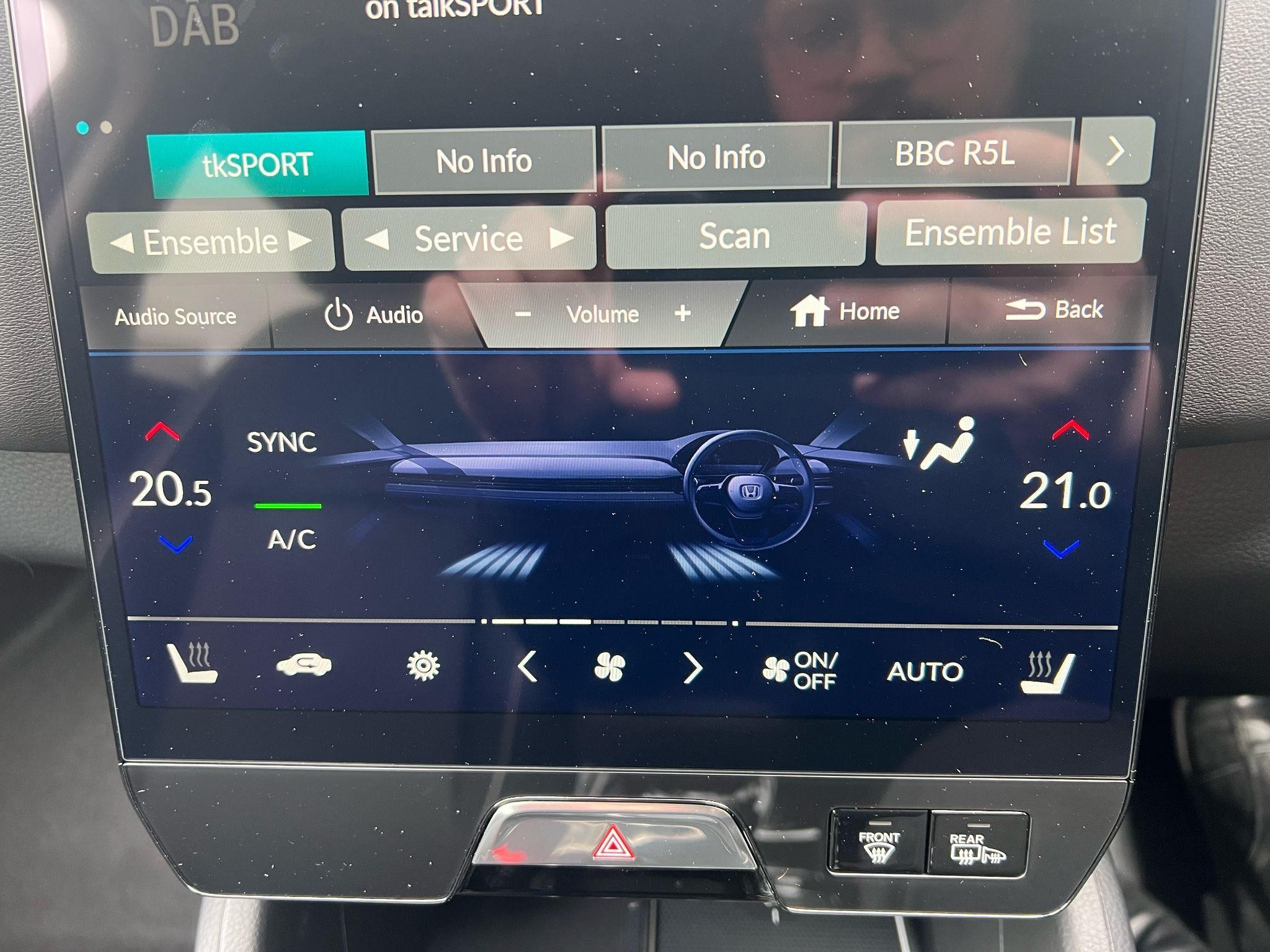 Honda e:Ny1 Image 17