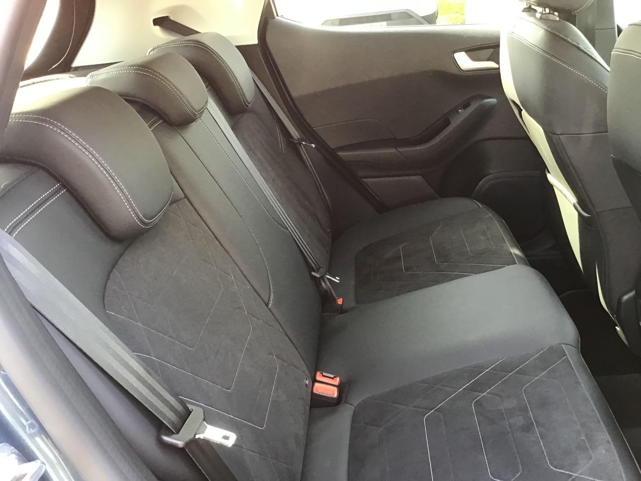 Ford Fiesta Image 17