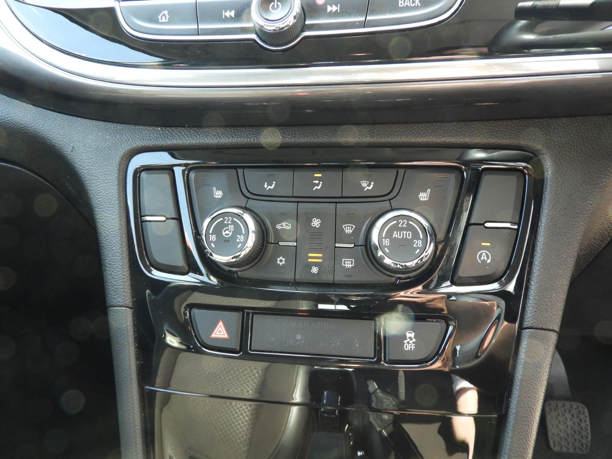 Vauxhall Mokka X Image 13