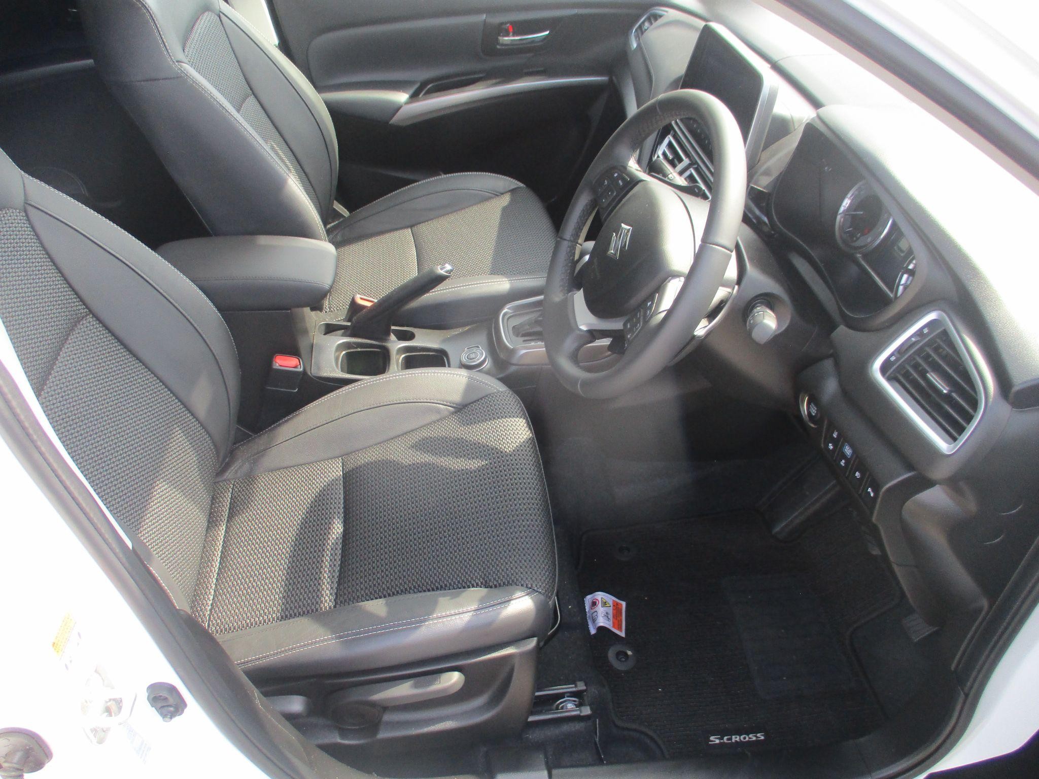 Suzuki SX4 S-Cross Image 9