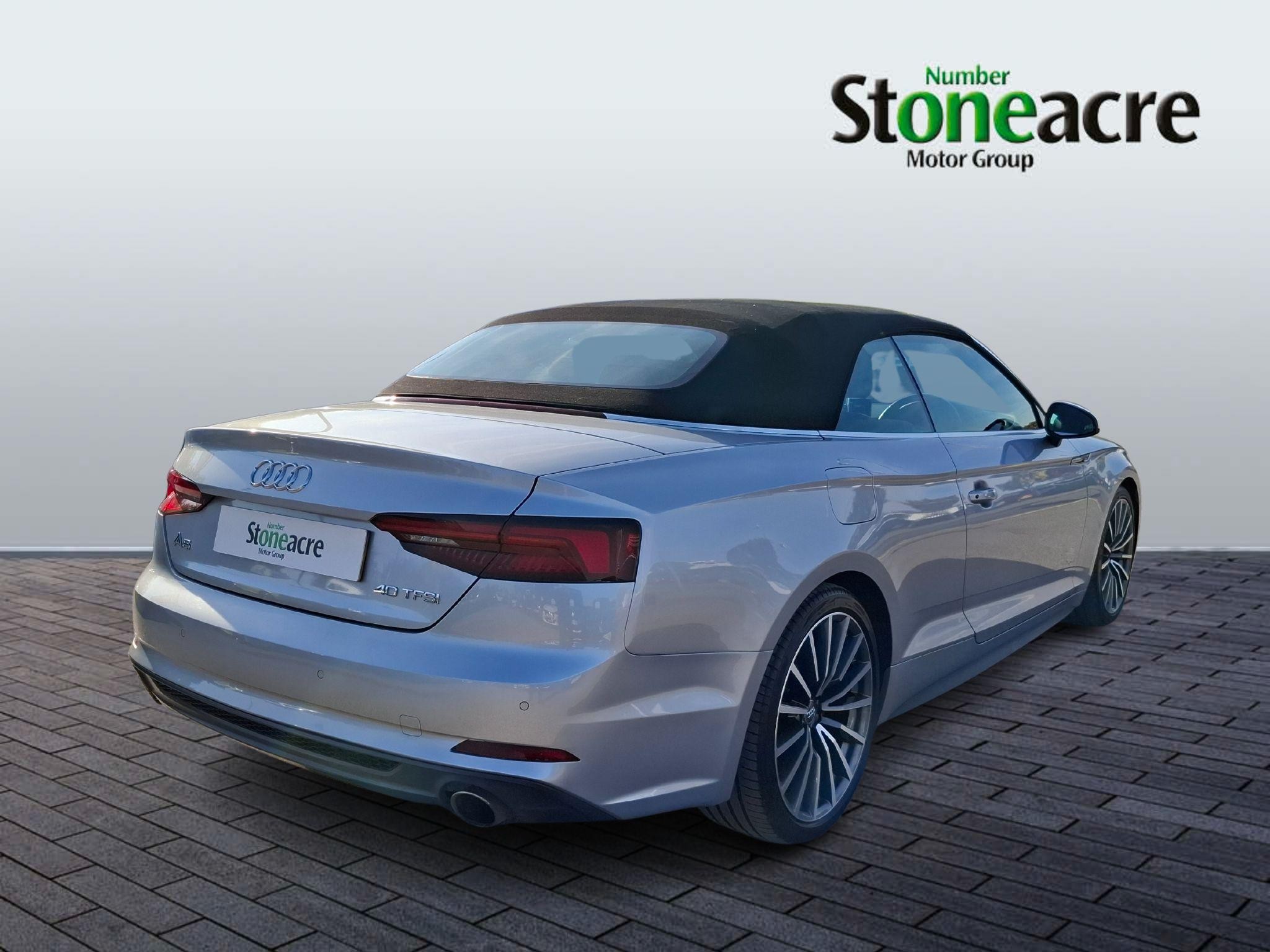 Audi A5 Cabriolet Image 8