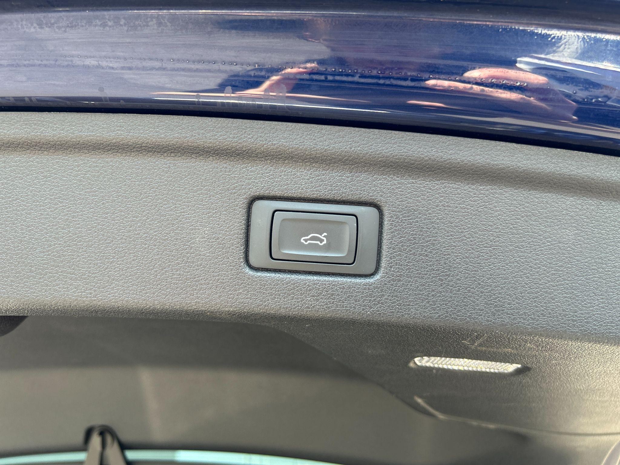 Audi A5 Image 11