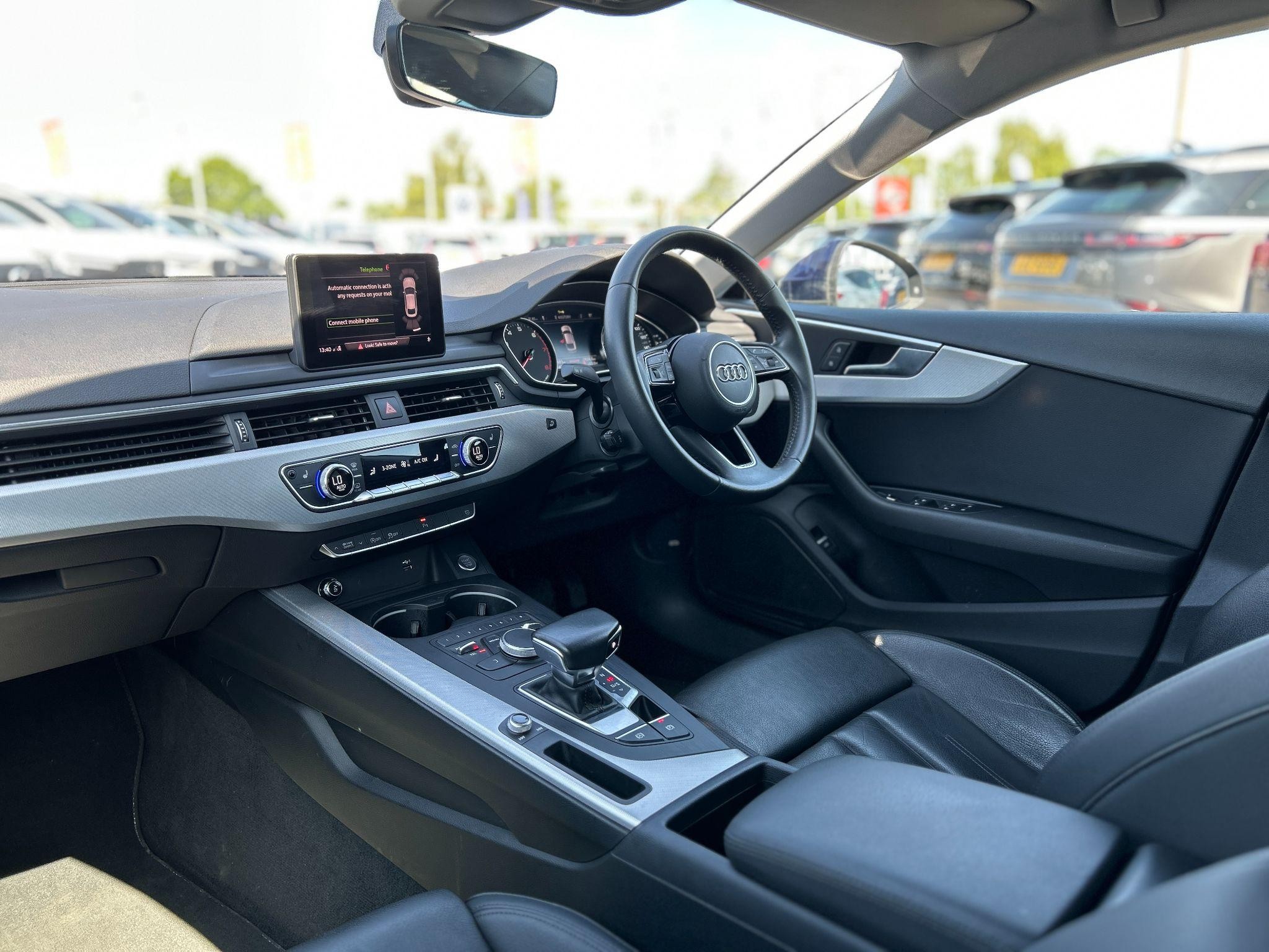 Audi A5 Image 14
