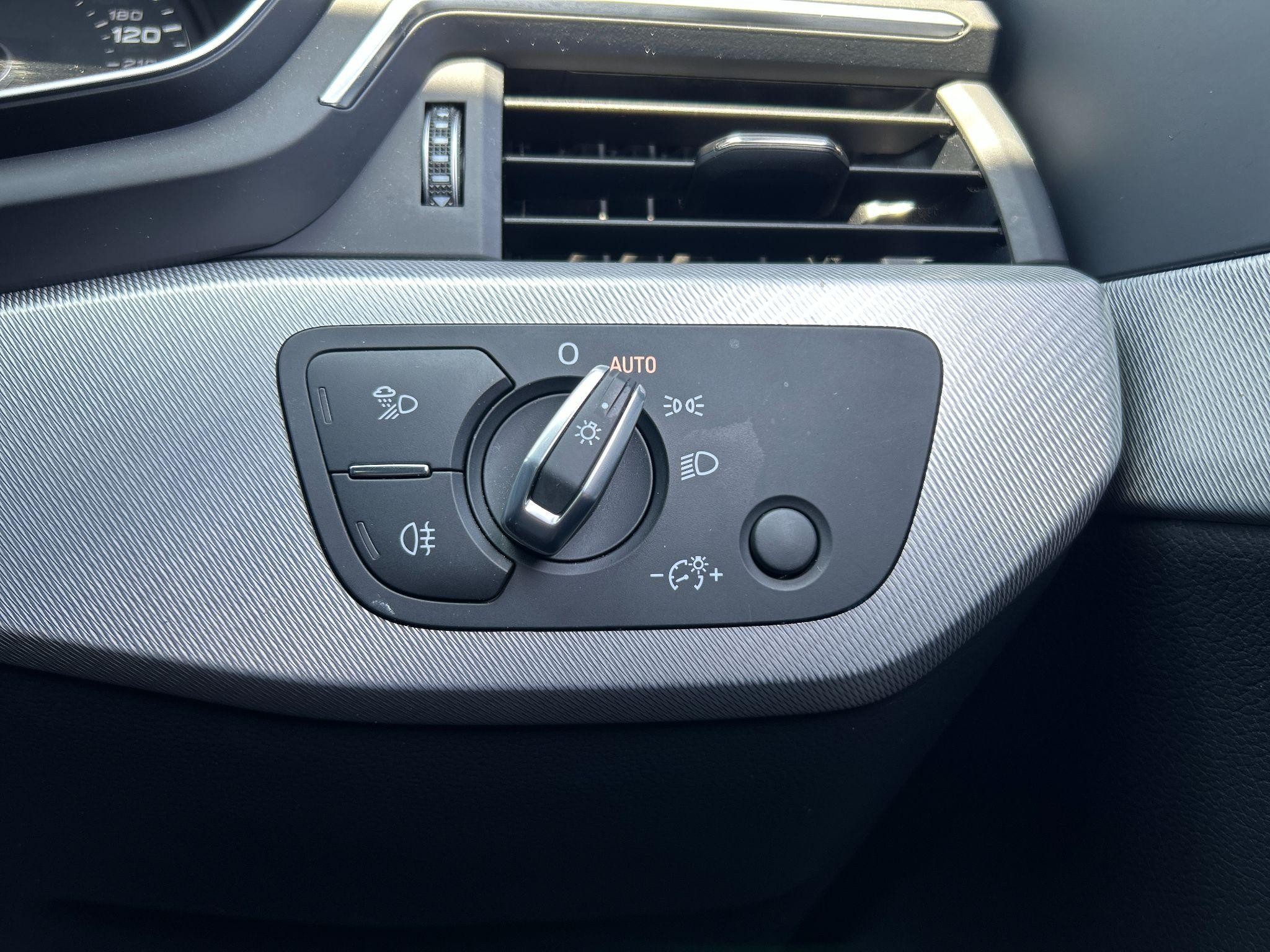 Audi A5 Image 18