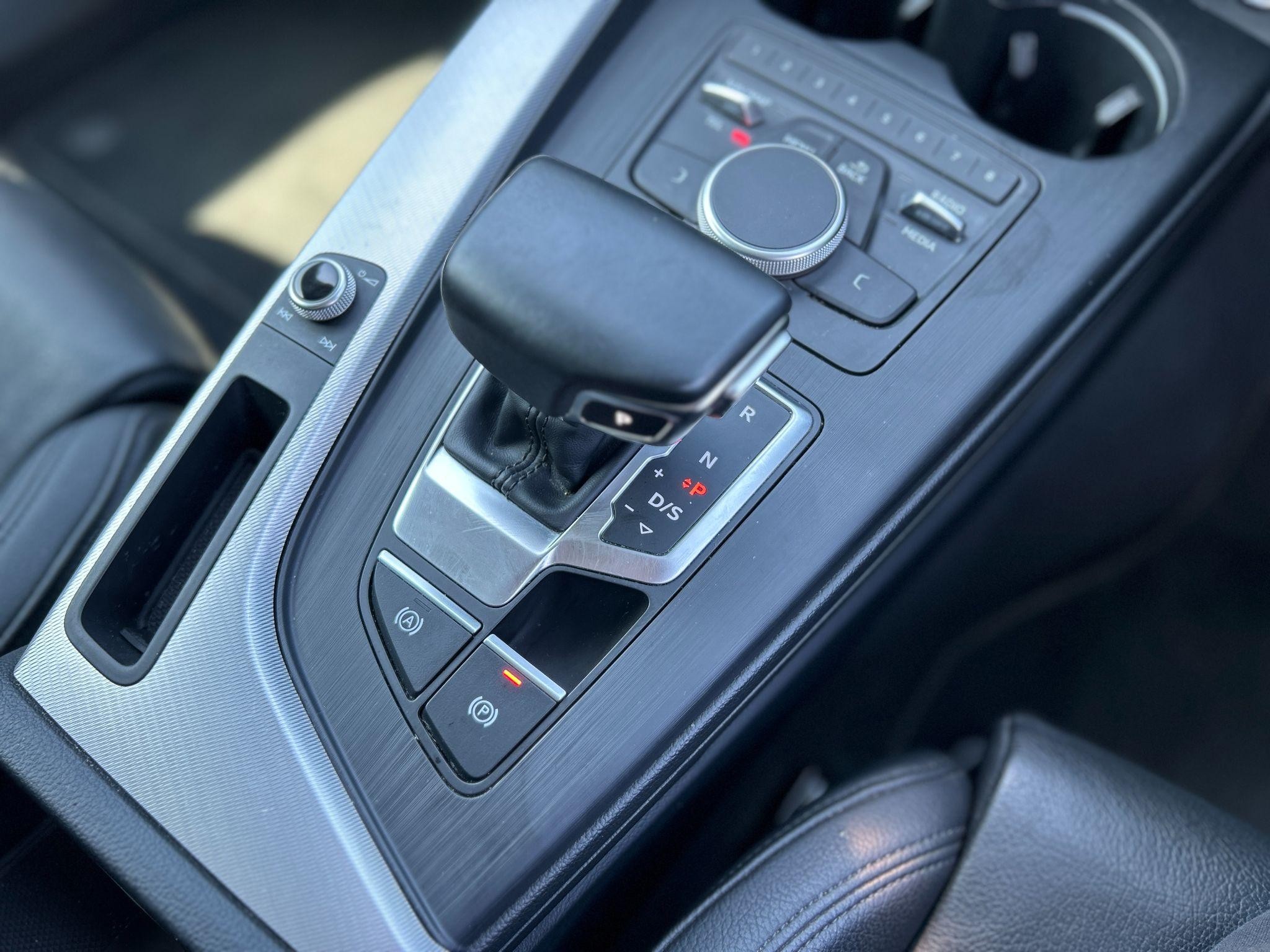 Audi A5 Image 23