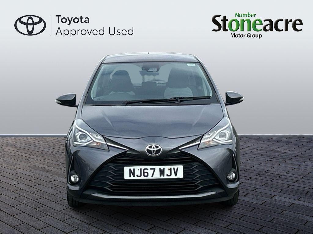 Toyota Yaris Image 10