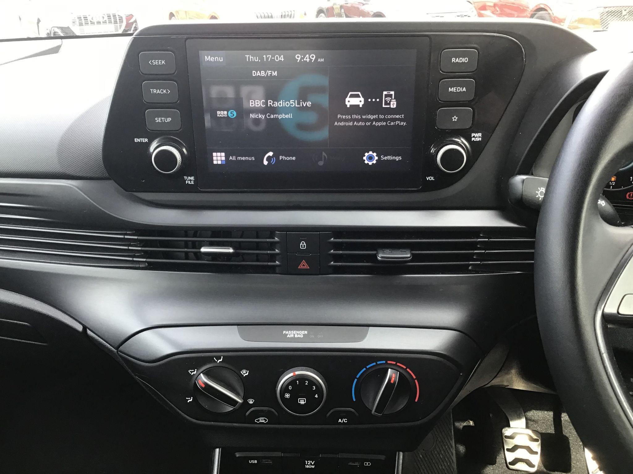 Hyundai BAYON Image 16