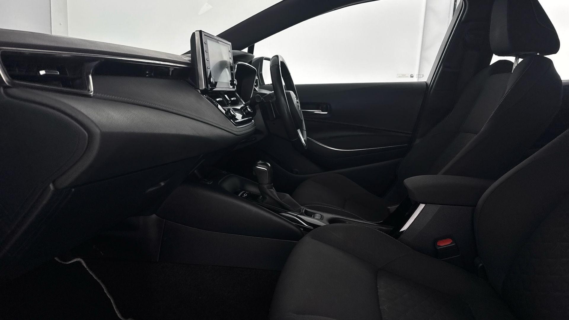 Toyota Corolla Image 18