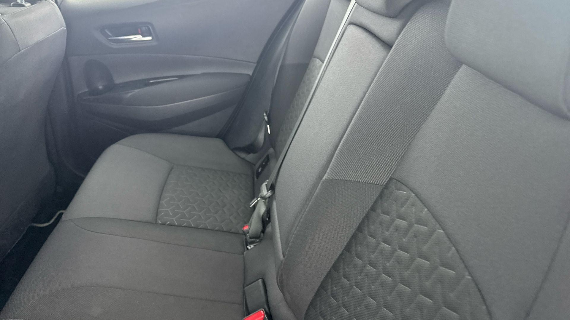 Toyota Corolla Image 21