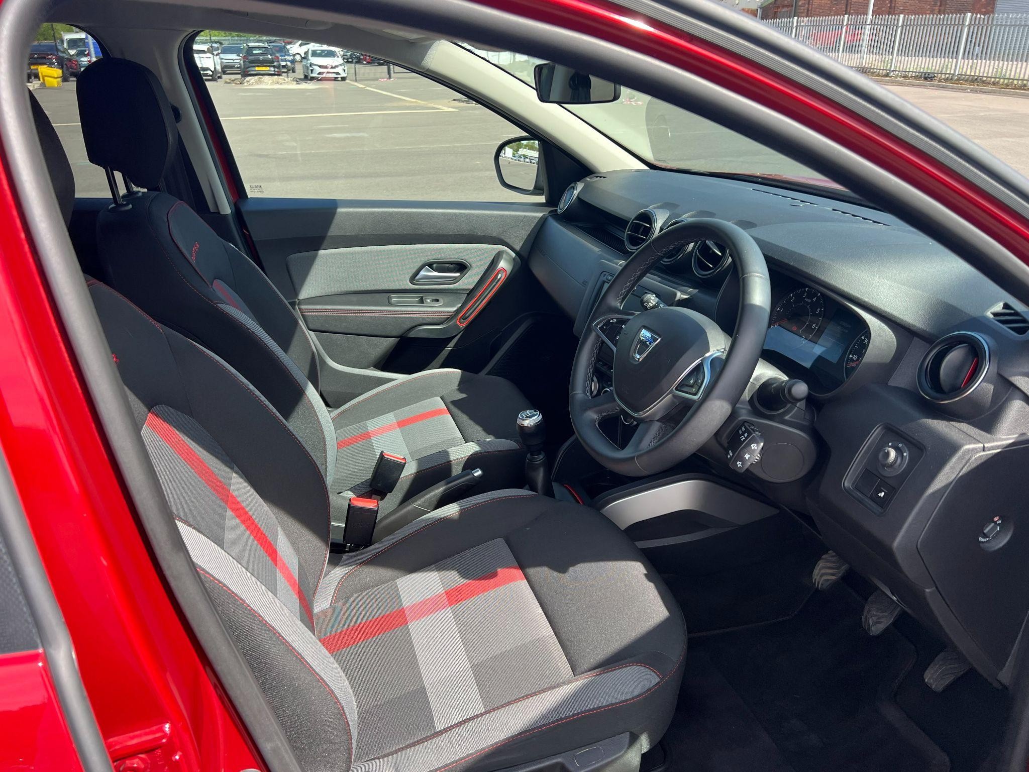 Dacia Duster Image 18