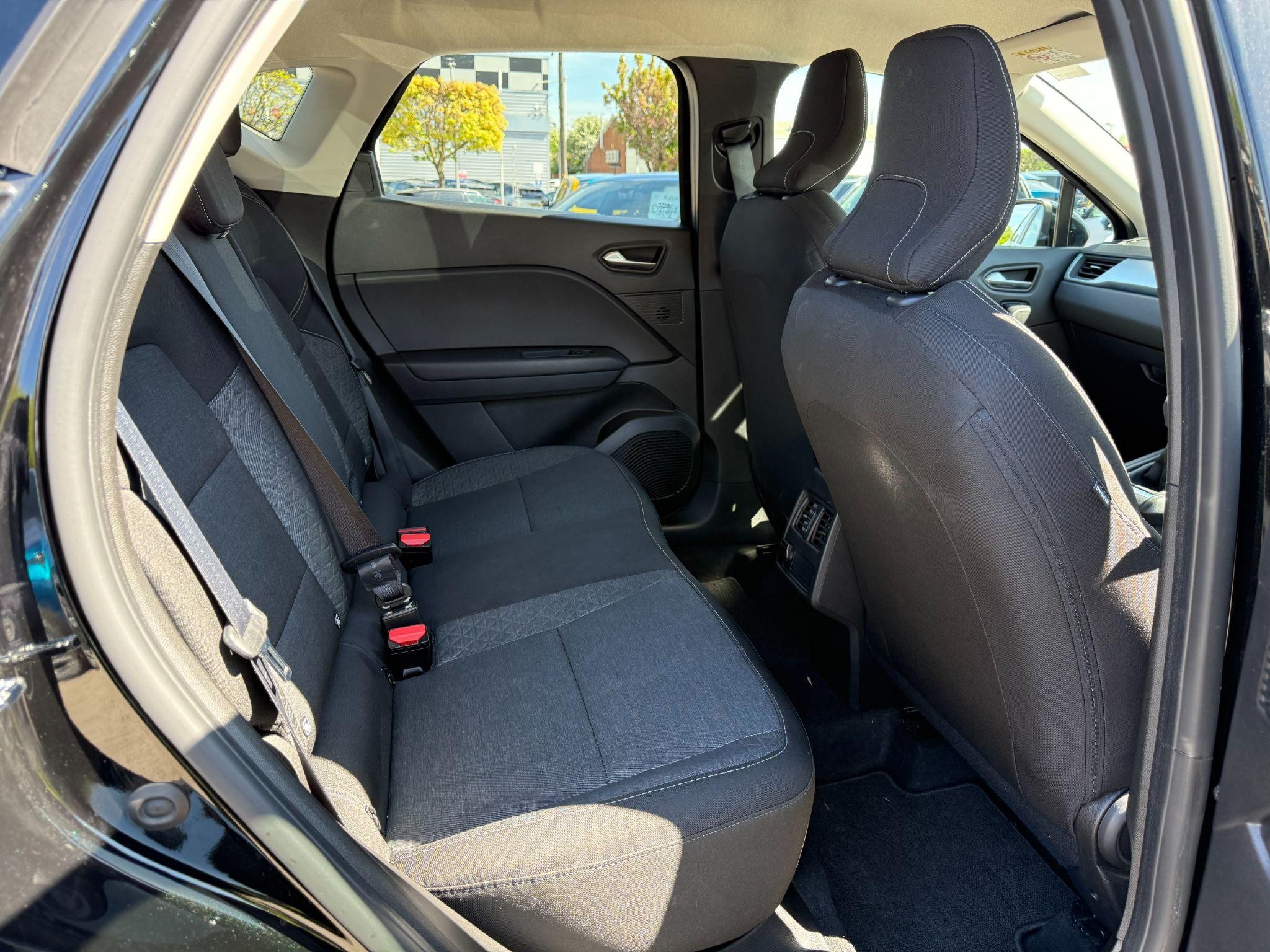 Renault Captur Image 12