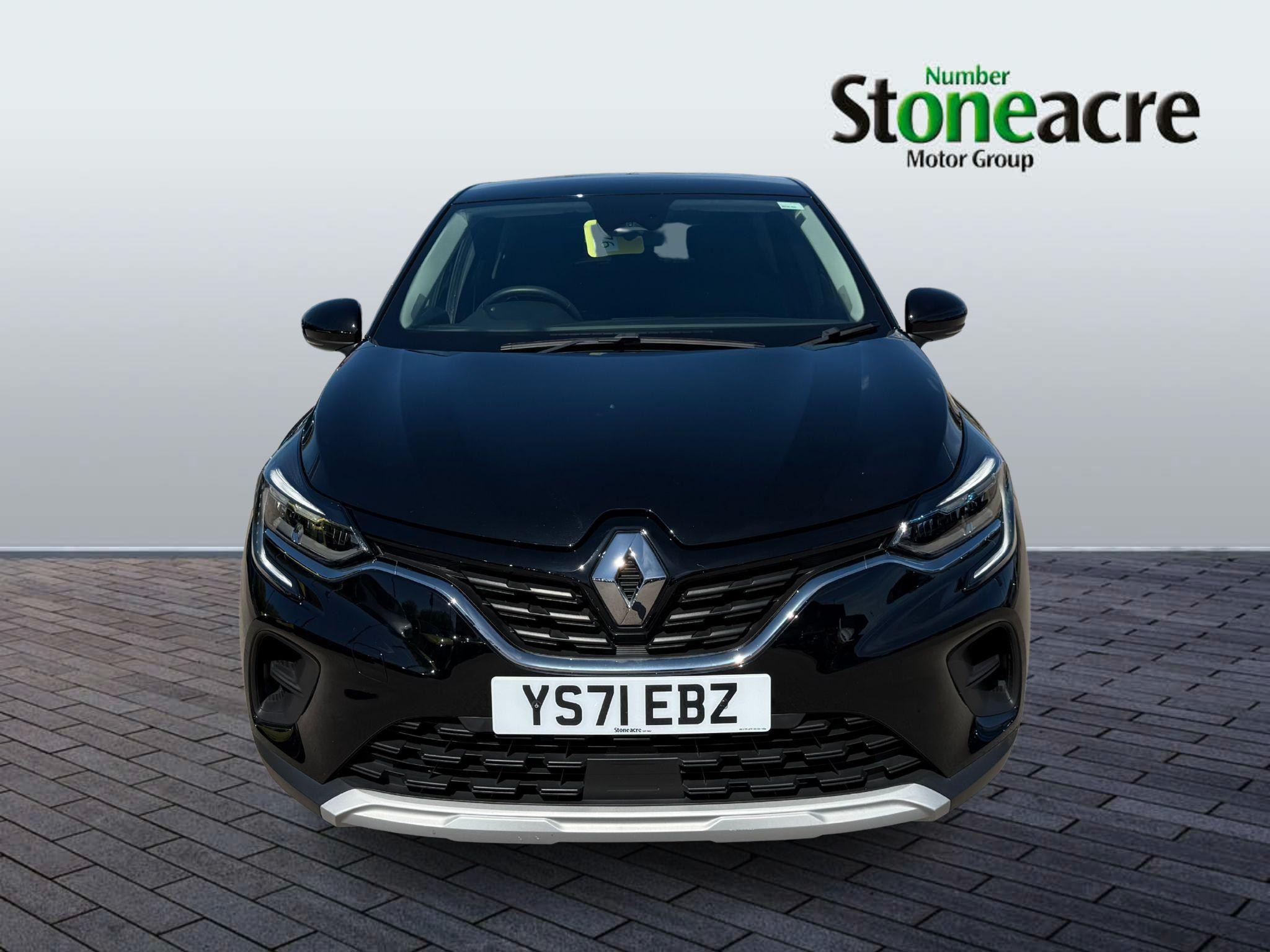 Renault Captur Image 2