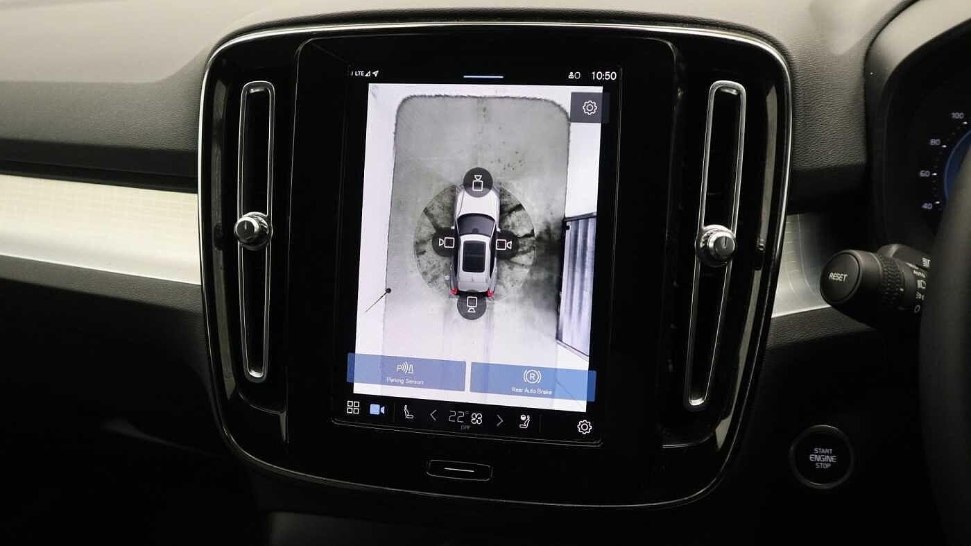 Volvo XC40 Image 32