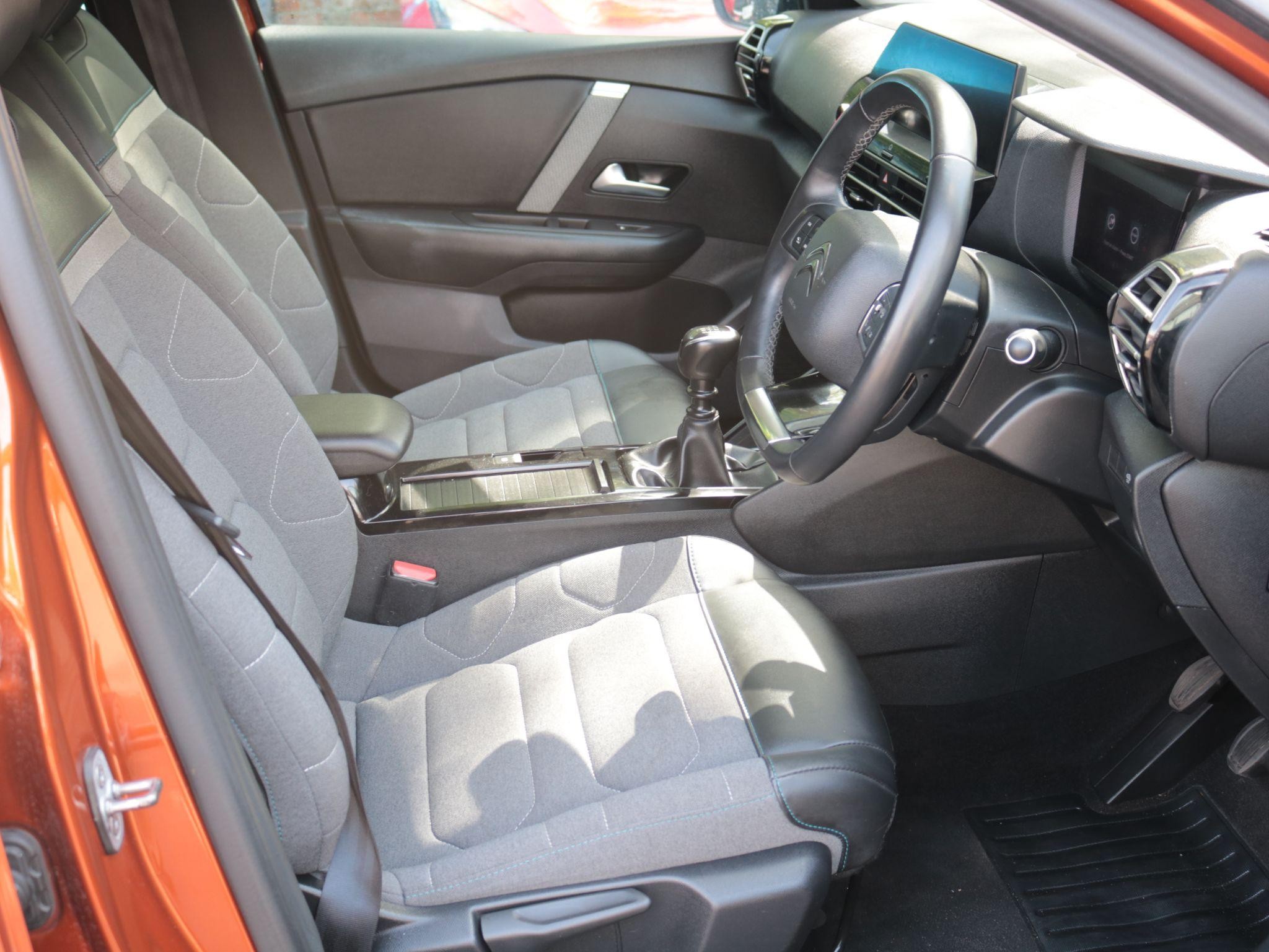 Citroen C4 Image 11