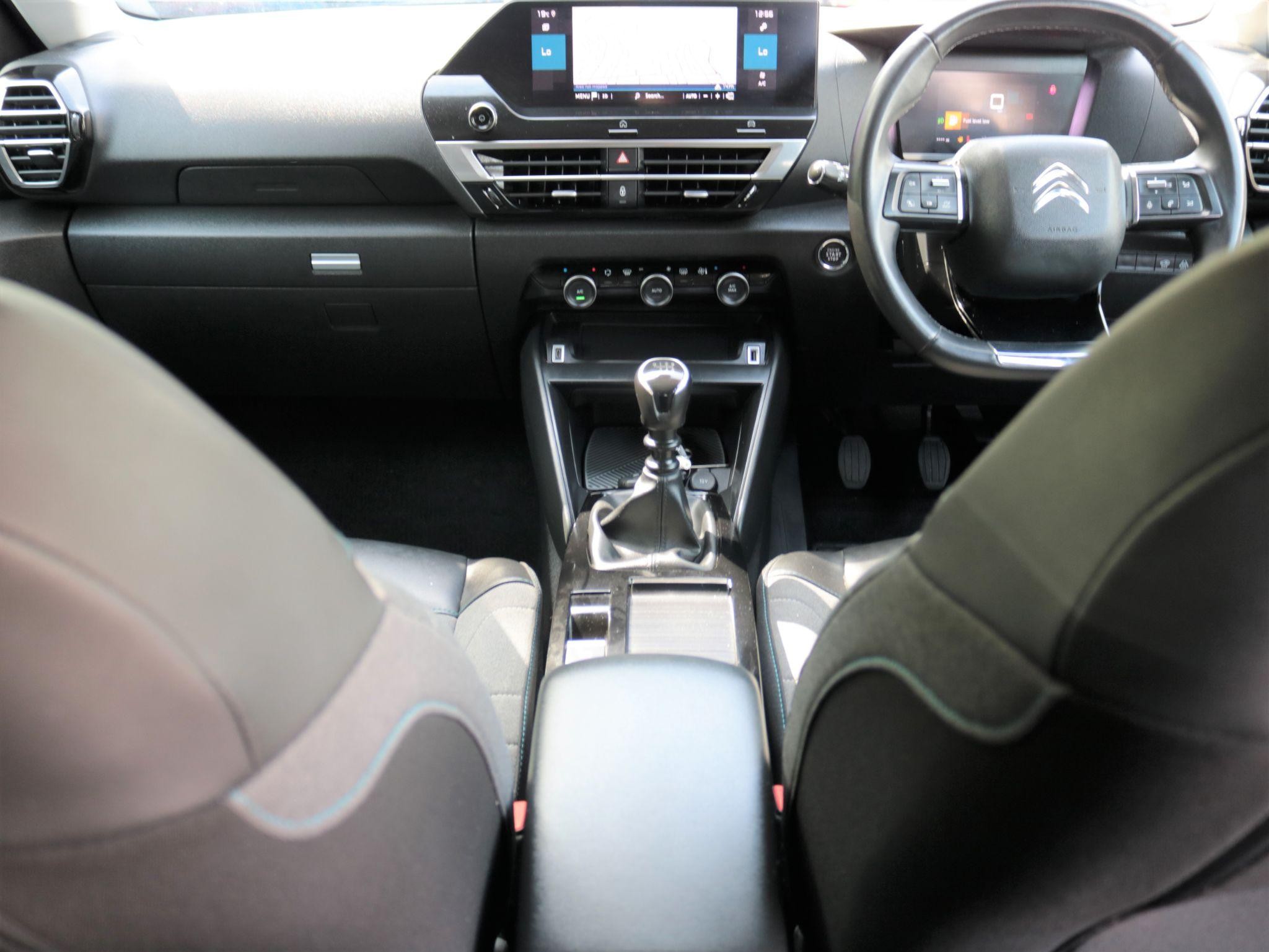 Citroen C4 Image 12