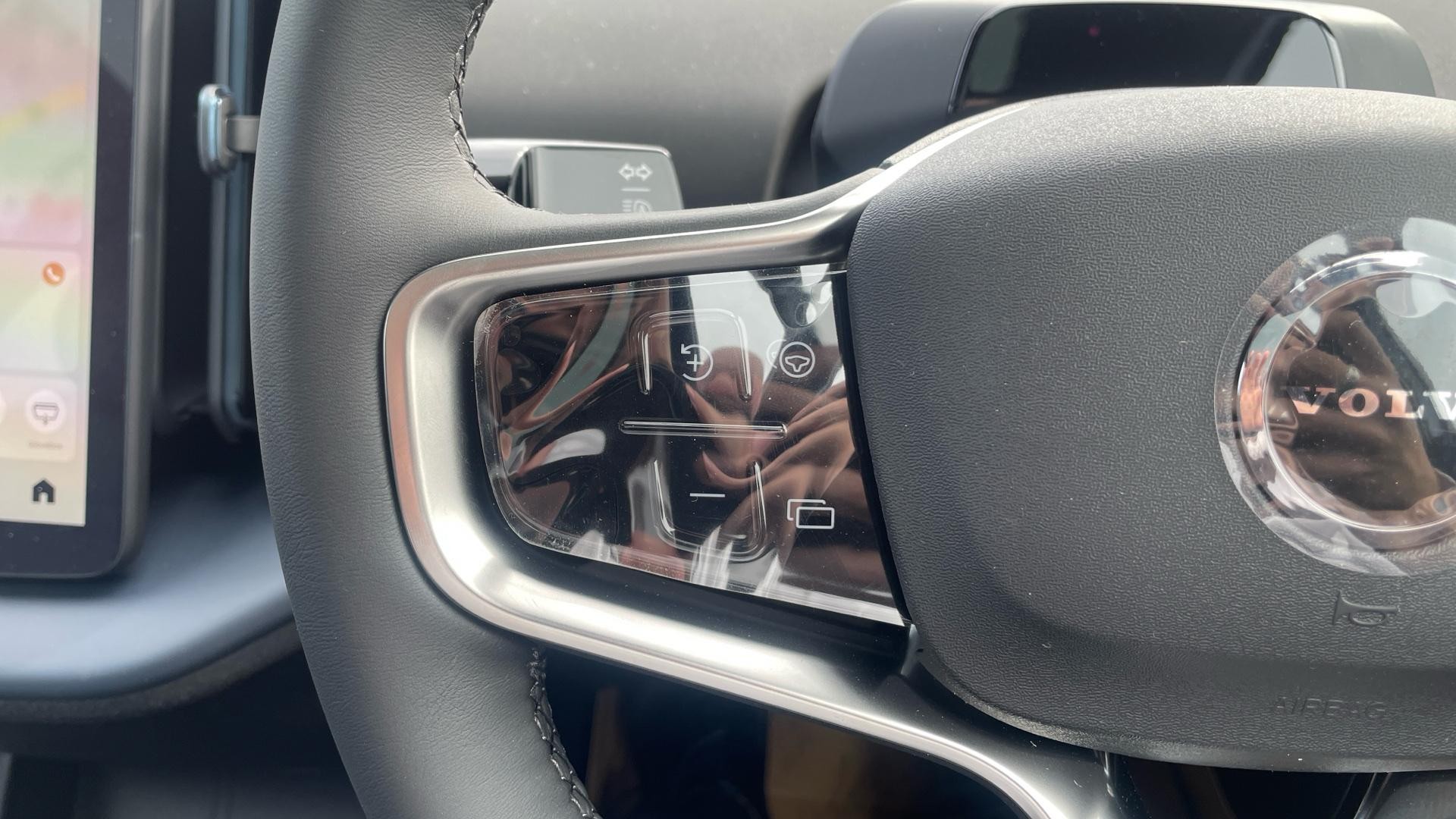 Volvo EX30 Image 18