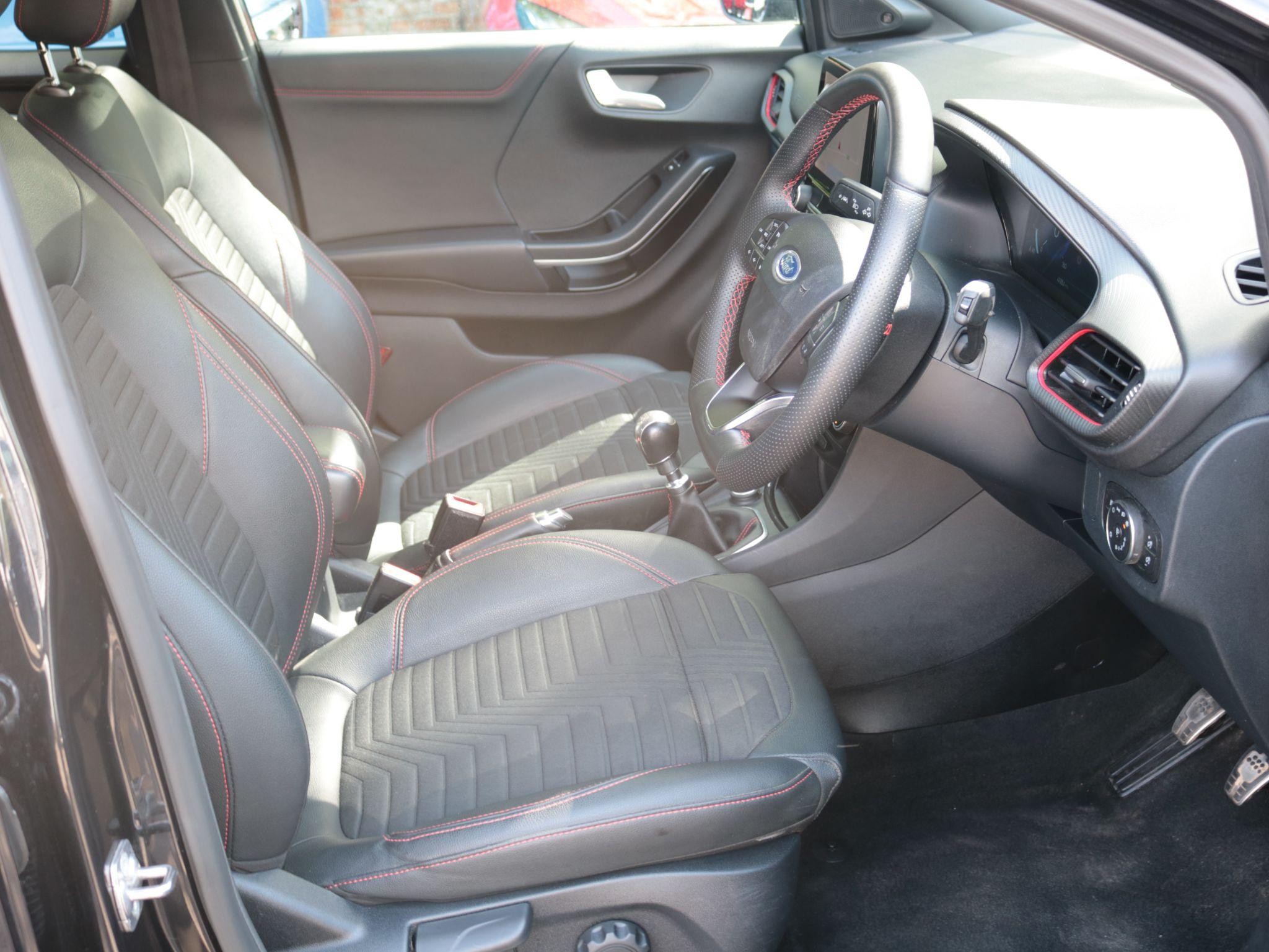 Ford Puma Image 16