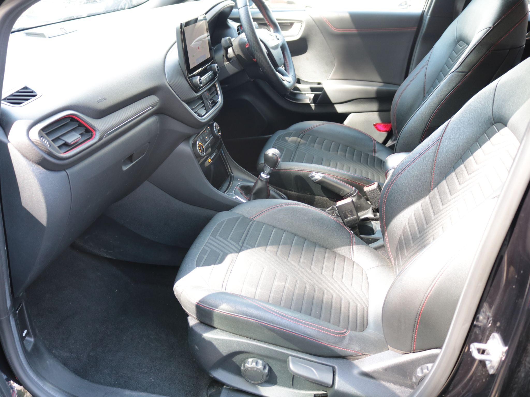 Ford Puma Image 12
