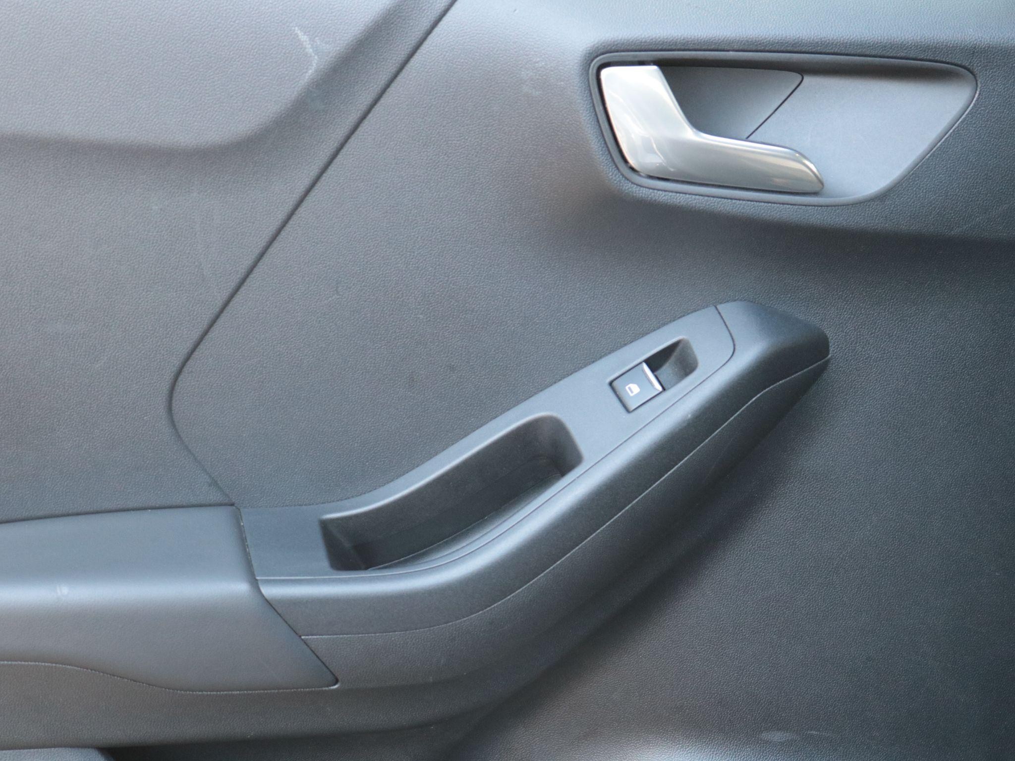 Ford Puma Image 24