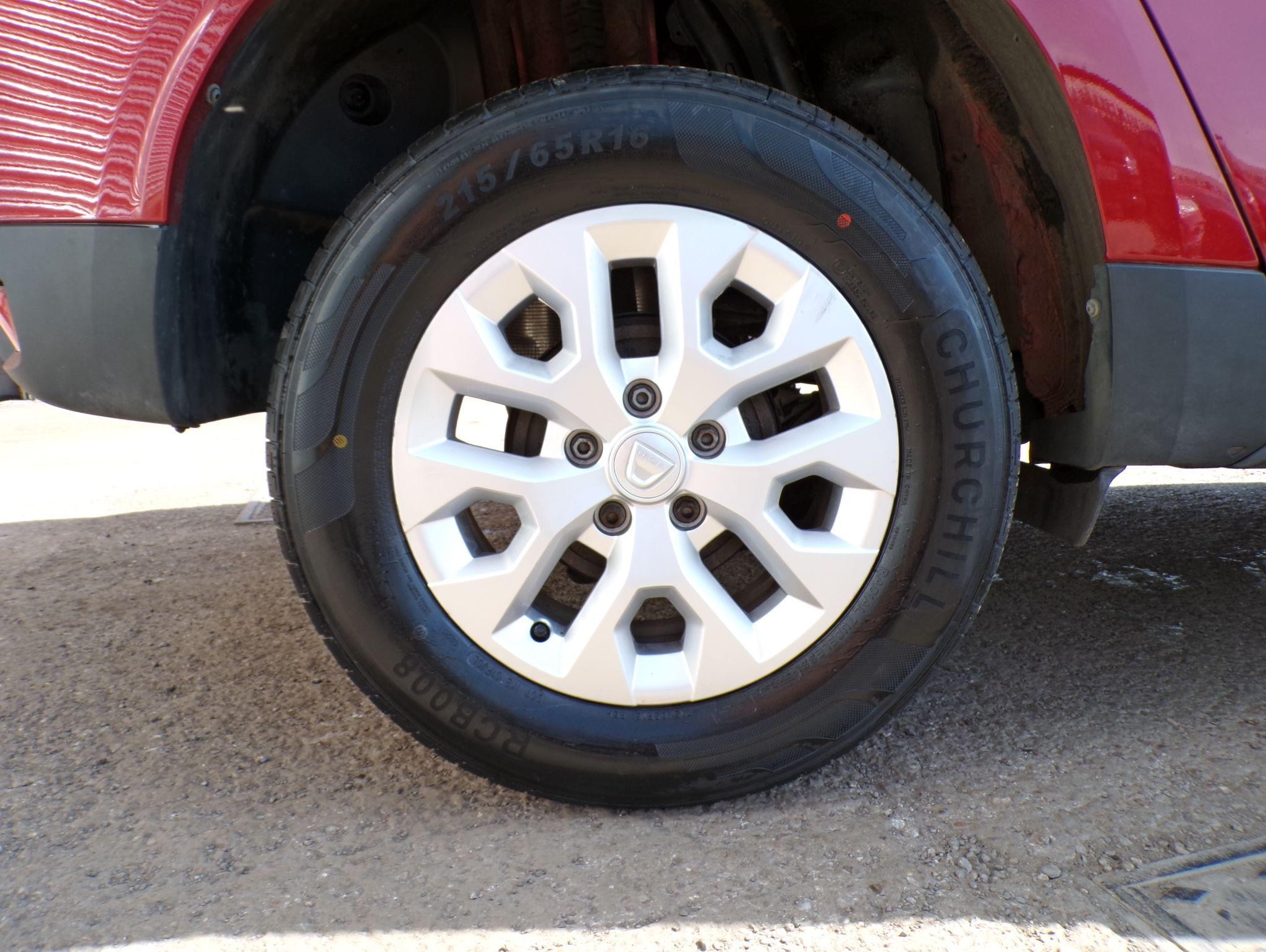 Dacia Duster Image 9